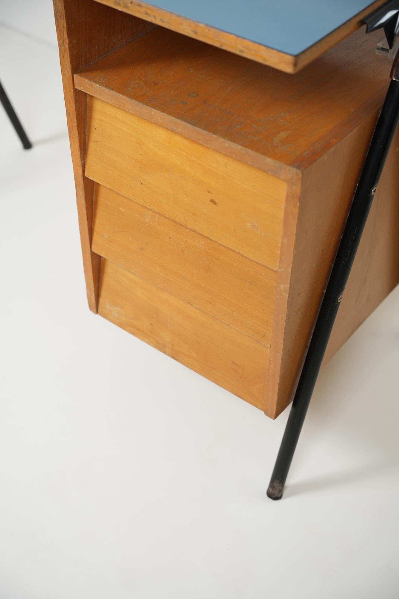 Italian Achille Castiglioni and Luigi Caccia Desk for Palini Italy 1960s For Sale