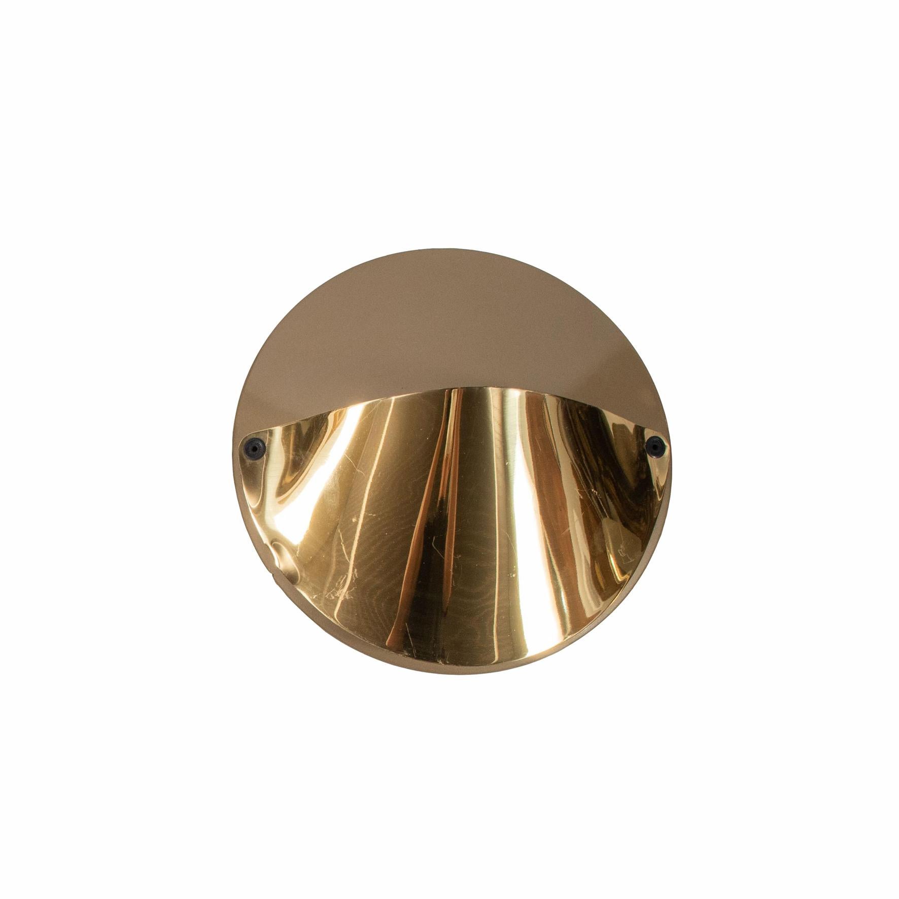 A set of eight circular gilt metal wall lights, with radiant backlighting.
Produced by Flos, Italy.
1982.

Literature
Domus n°646, January 1984, p.123

Domus n°654, 1984, p.151

Ottagono 80, March 1986, pp.14-15

Sergio Polano, Achille Castiglioni,