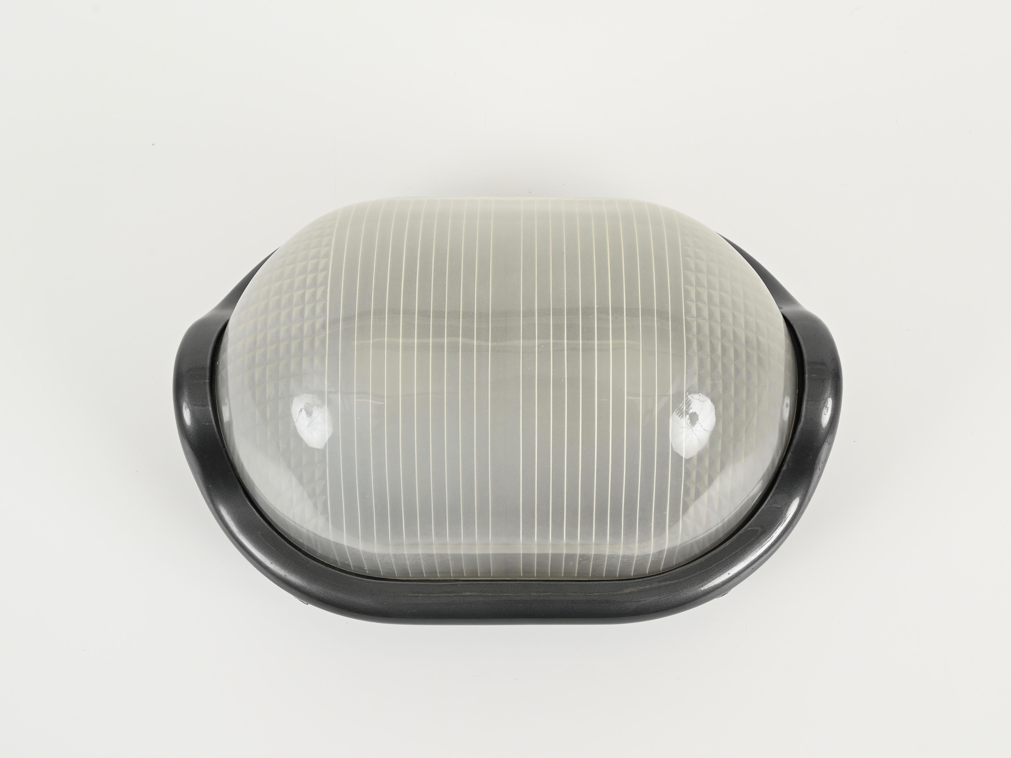 Métal Lampe murale, plafonnier ou lampe de bureau « Noce » grise Achille Castiglioni par Flos, Italie, années 1960 en vente