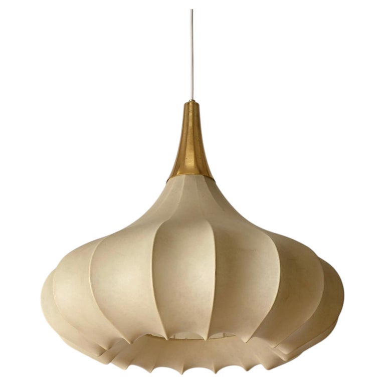 Achille Castiglioni Large Mid-Century Beige Flower "Cocoon" Pendant, Italy 1960s