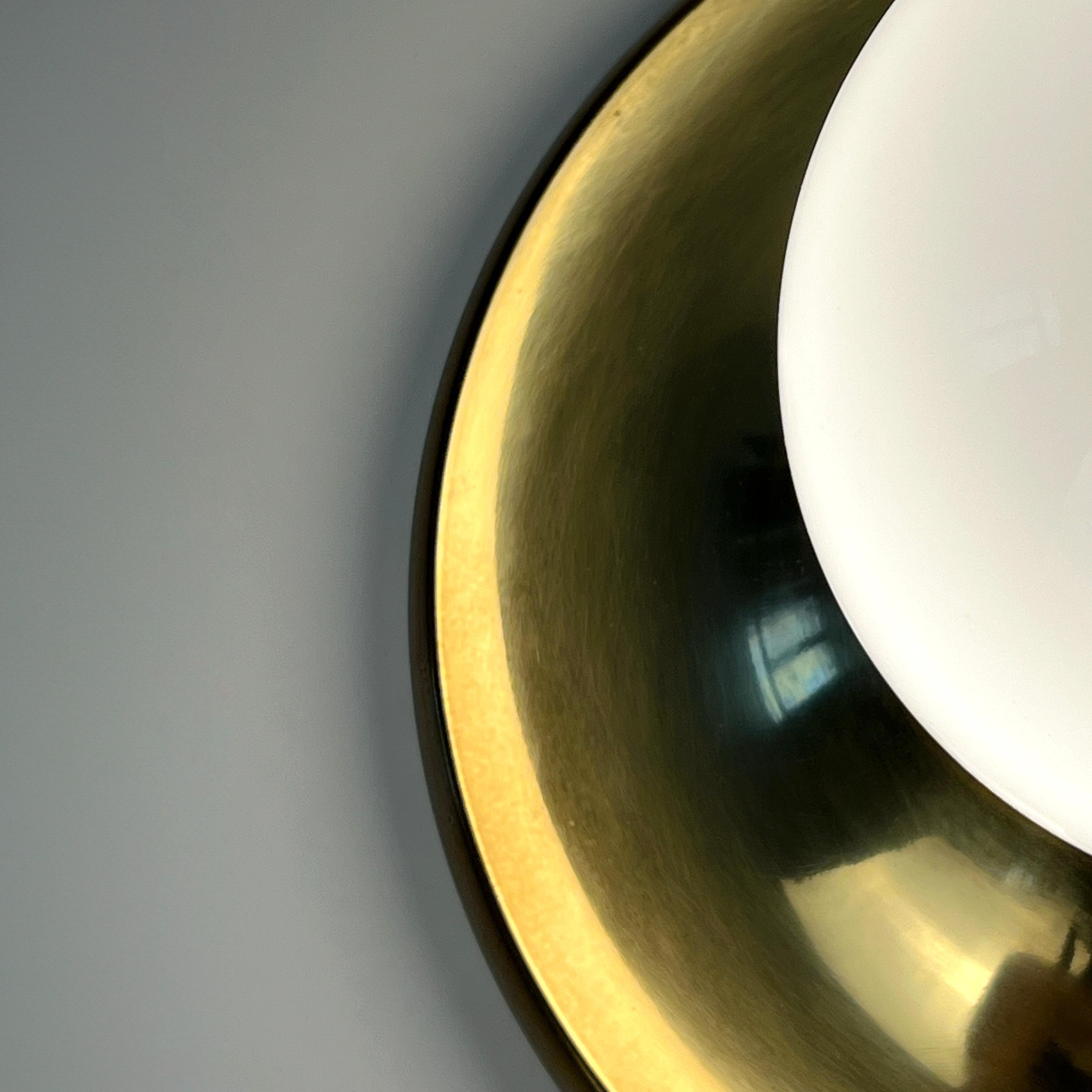 Ottone Achille Castiglioni 'Light Ball' Lampada da parete/soffitto di Flos, 1960 Italia in vendita
