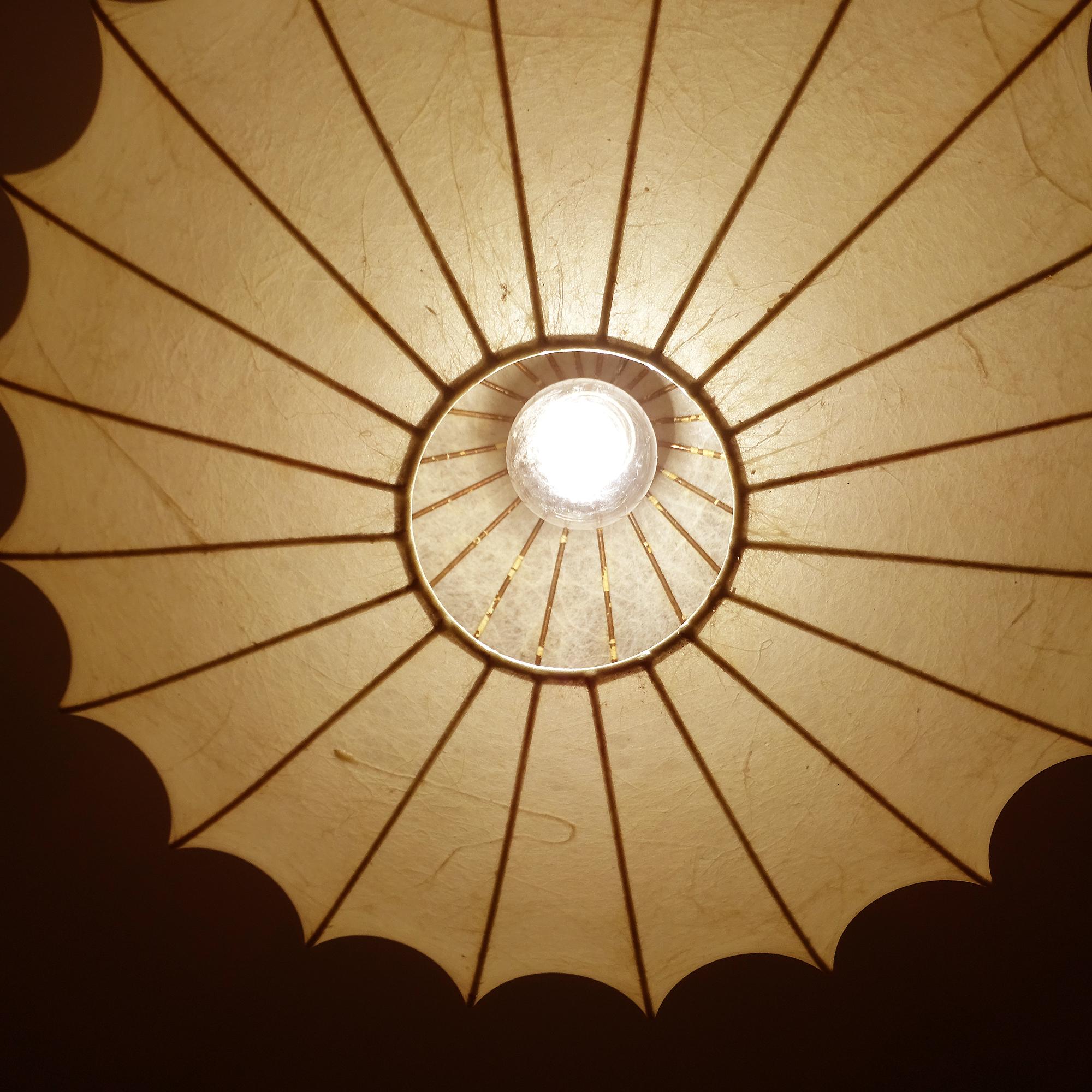 Lampada a sospensione Achille Castiglioni Losange Cocoon Chandelier, Midcentury Design in vendita 1