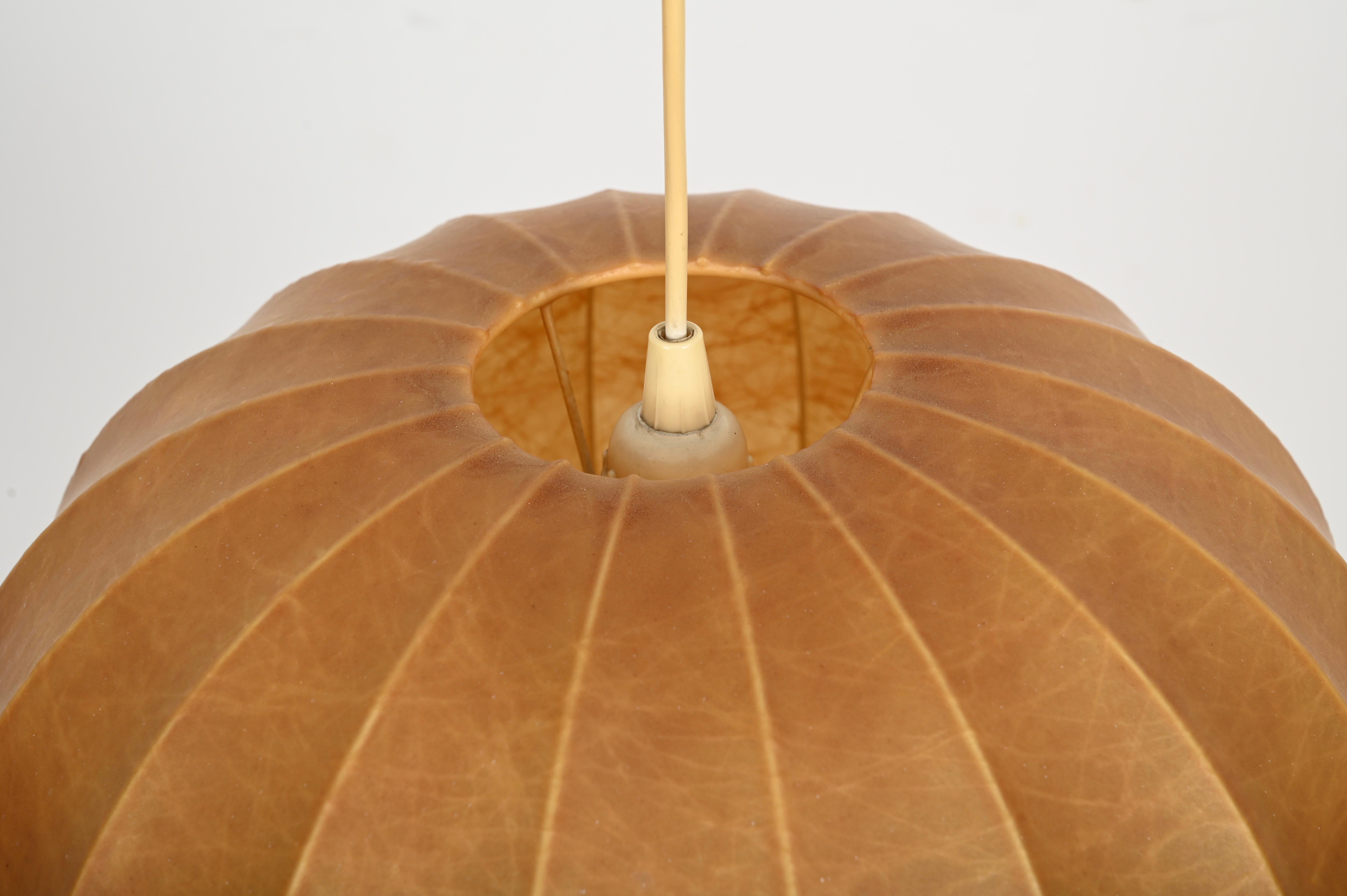 Pendentif rond beige « Cocoon » Achille Castiglioni, Italie, années 1960 en vente 4