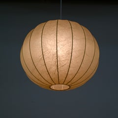 Ciondolo rotondo "Cocoon" beige di Achille Castiglioni, metà secolo, Italia 1960