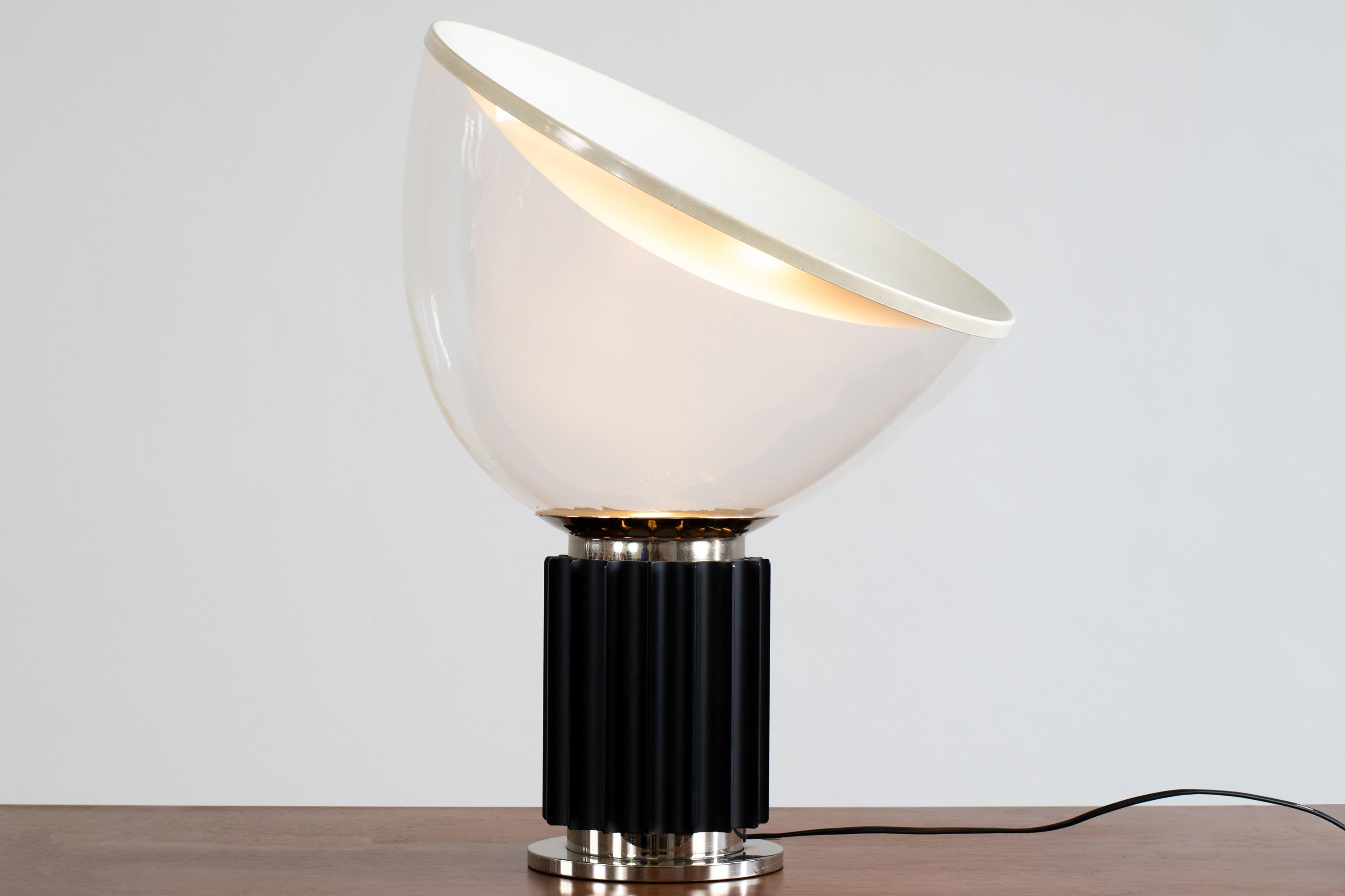 Achille & Pier Giacomo Castiglioni Taccia Table Lamp by Flos, 1980s, Italy In Good Condition In Montecatini Terme, IT