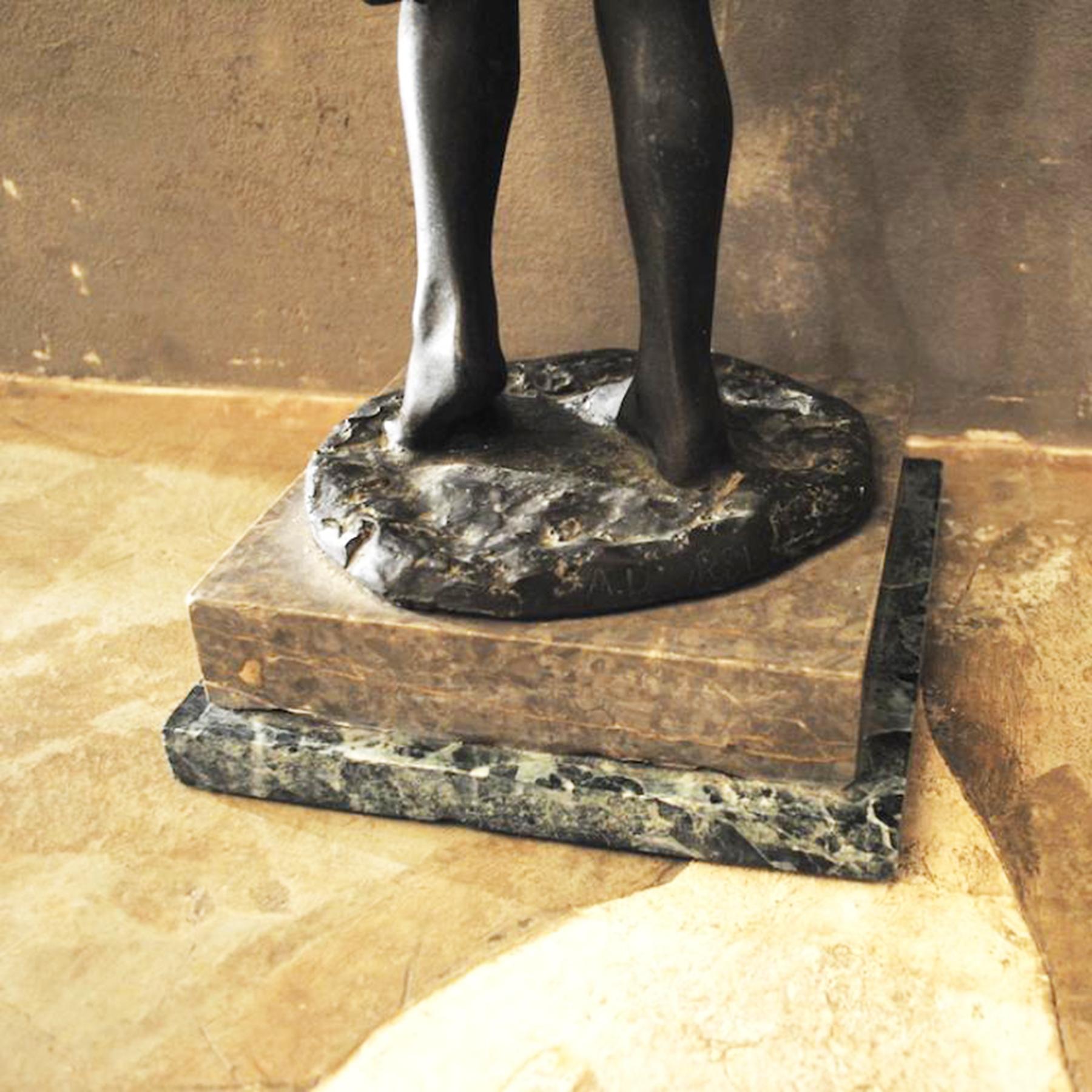 Achille D'Orsi Skulptur Pescatorello, frühe 1900er Jahre (Italienisch) im Angebot