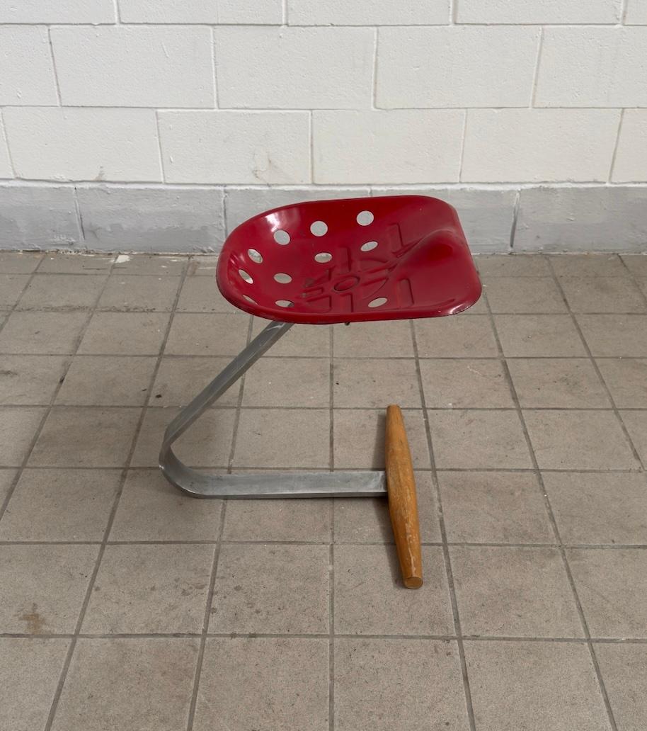 Italian Achille et Pier Giacomo Castiglioni, Tabouret mod. Mezzadro, Prod. Zanotta 1970 en vente
