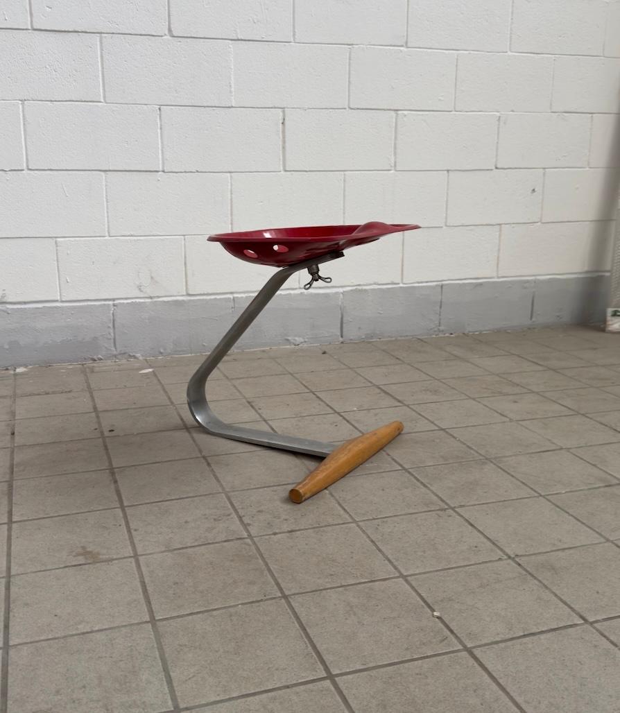 Late 20th Century Achille et Pier Giacomo Castiglioni, Tabouret mod. Mezzadro, Prod. Zanotta 1970 en vente