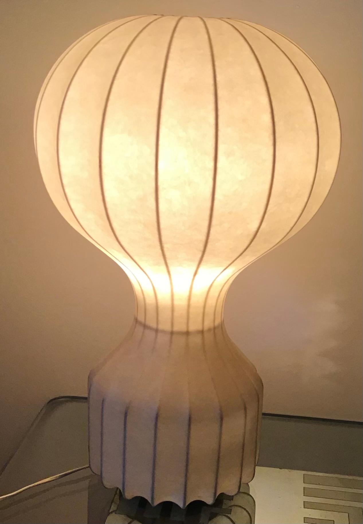 Achille e PierGiacomo Castiglioni “Gatto “table lamp cocon 1960 Italy.