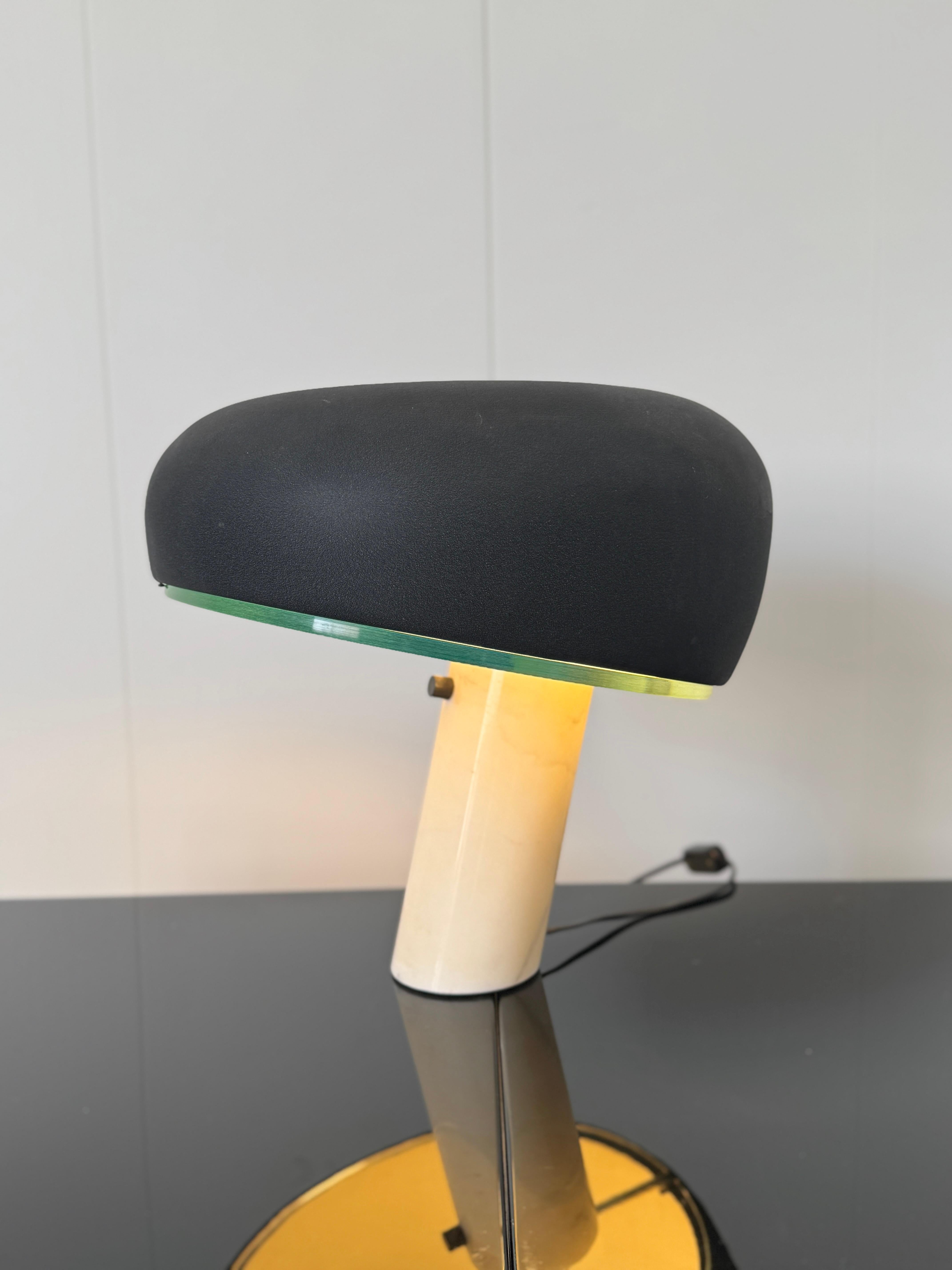 Late 20th Century Achille e Piergiacomo Castiglioni, Lampada mod. Snoopy, prod. Flos anni '70 For Sale