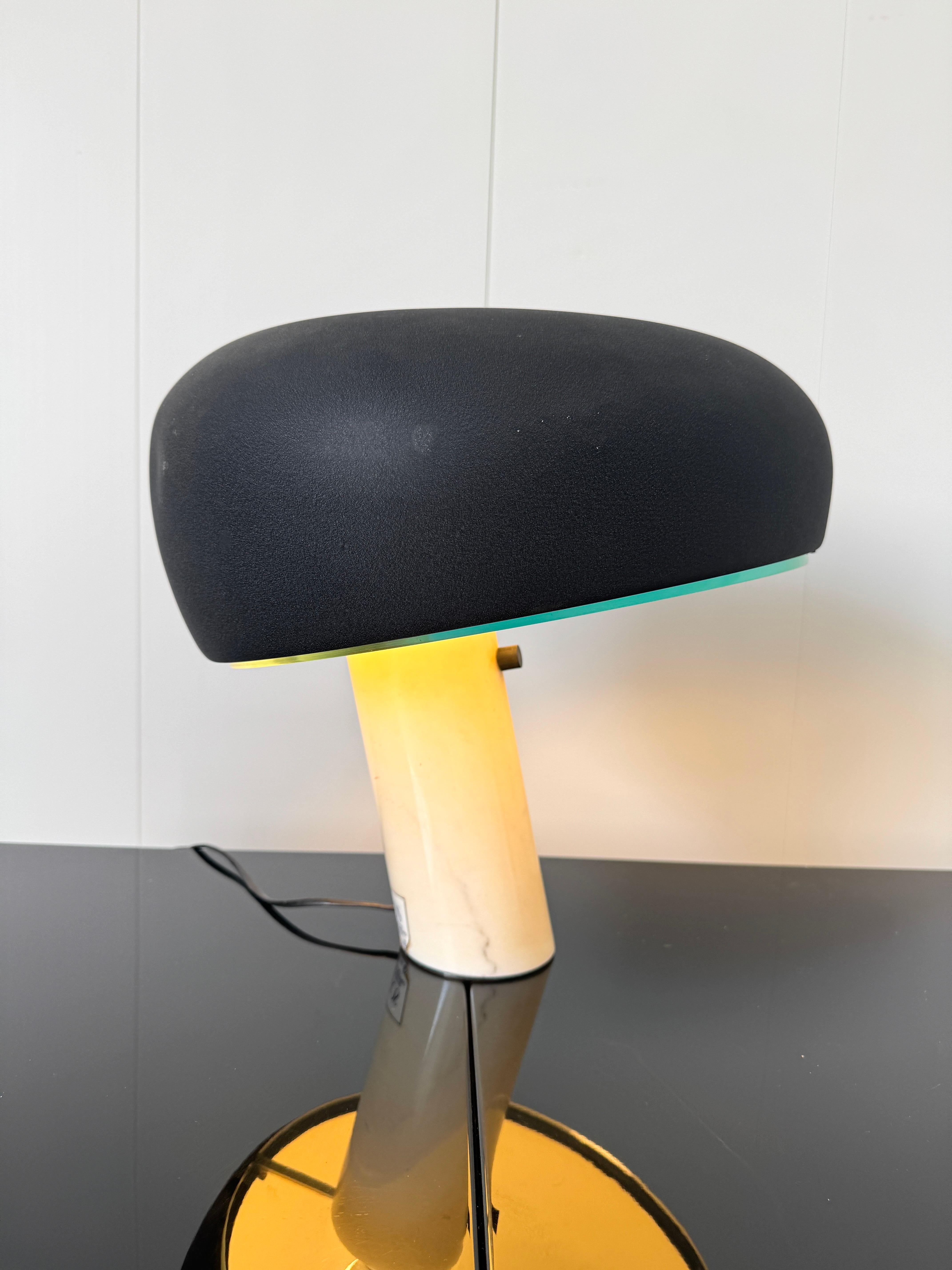 Achille e Piergiacomo Castiglioni, Lampada mod. Snoopy, prod. Flos anni '70 For Sale 1