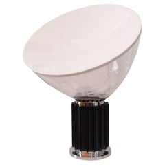 Achille & Pier Giacomo Castiglioni Black “Taccia” Table Lamp, Italy 1980s