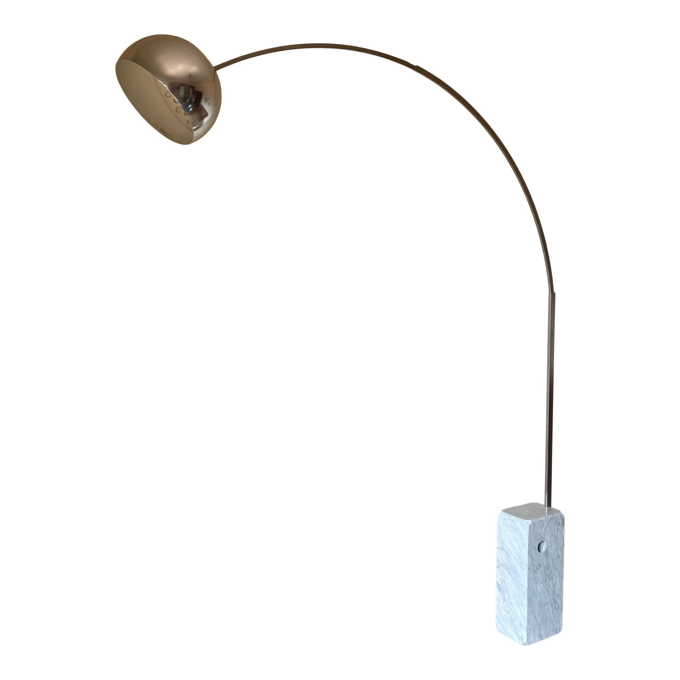 Mid-Century Modern Achille & Pier Giacomo Castiglioni Lampe Arco en marbre et acier pour FLOS, 1967 en vente