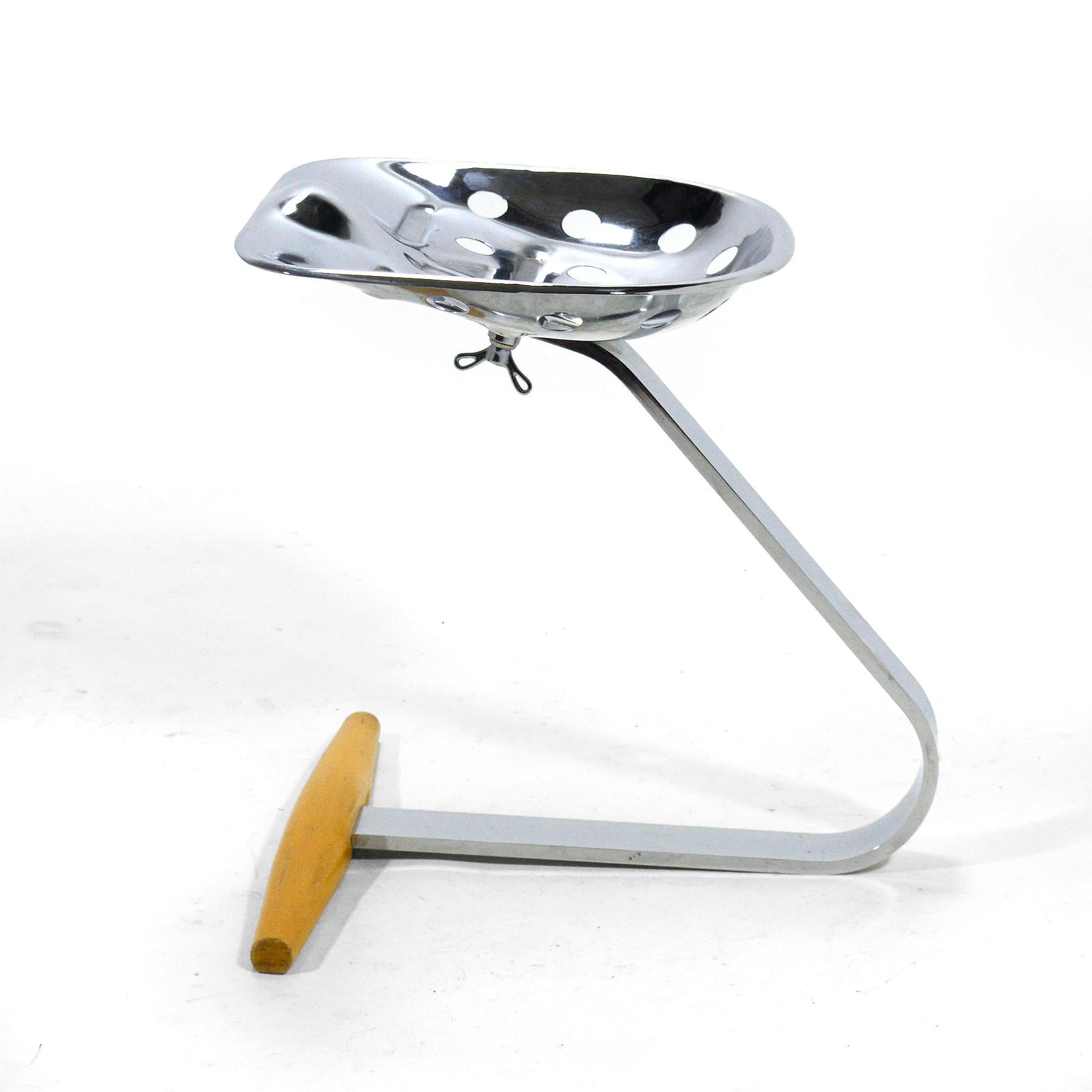 Achille and Piergiacomo Castiglioni Mezzadro Stool In Good Condition In Highland, IN