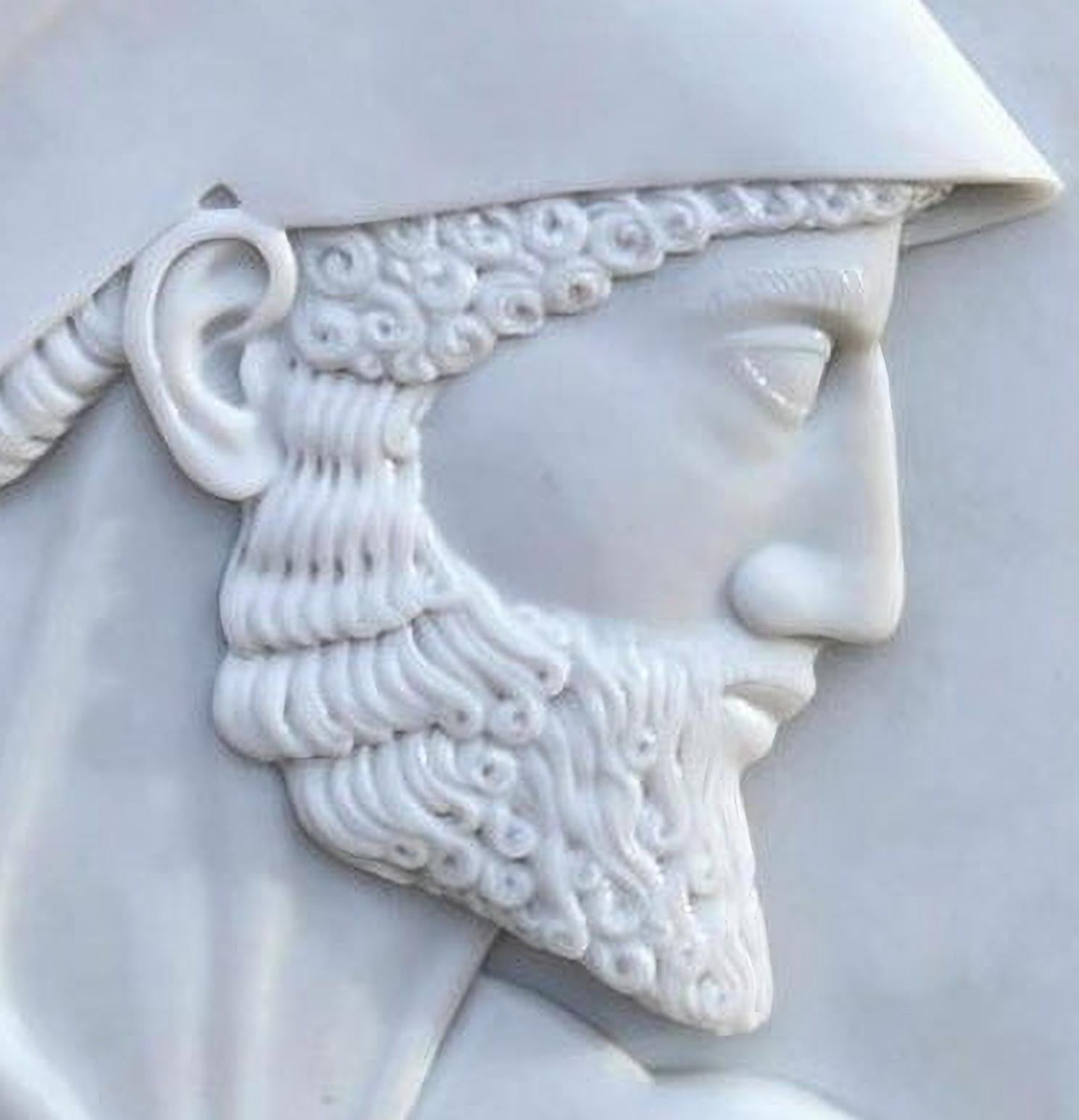 Moderne Achille, bas-relief en marbre de Carrare, 20e siècle en vente