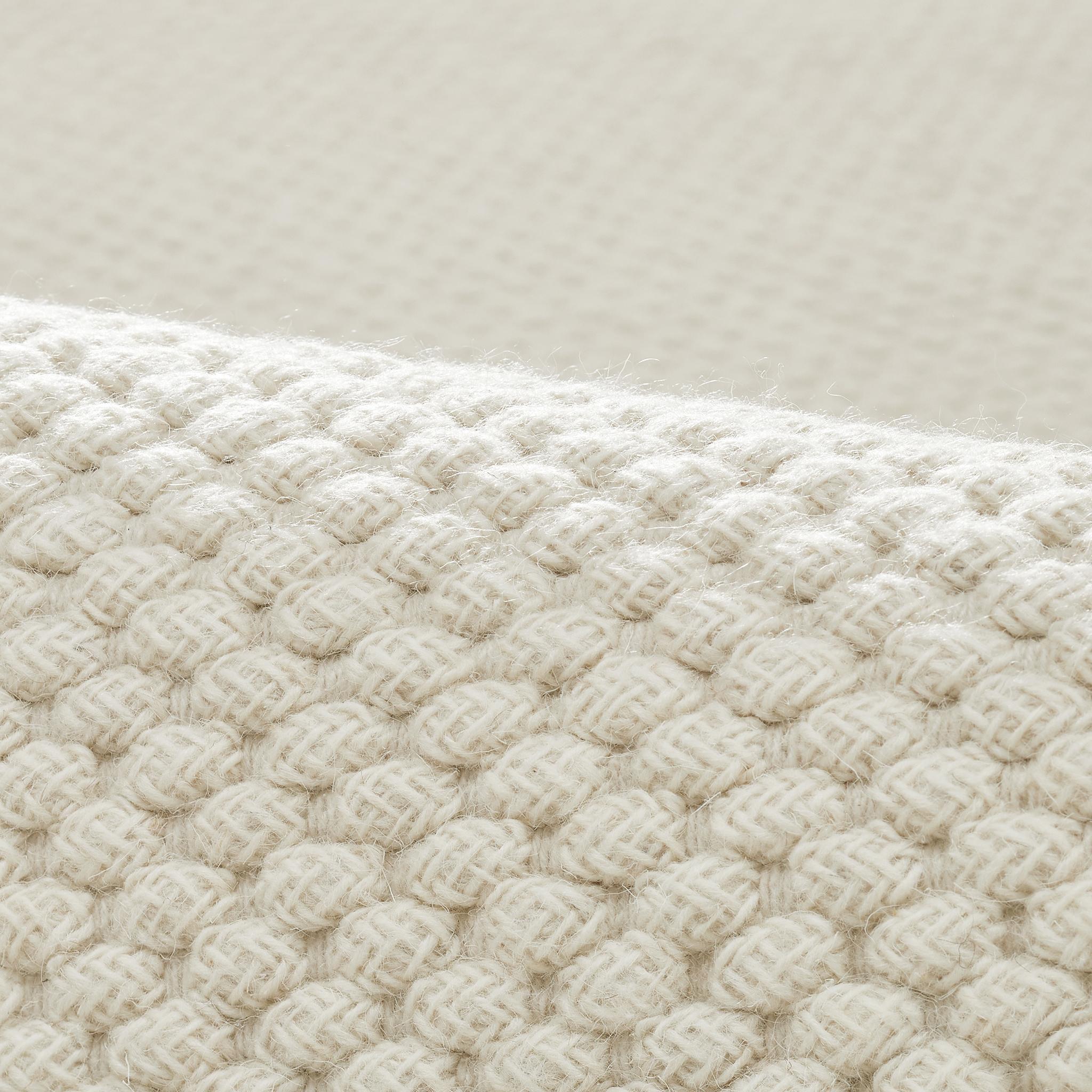 Acia 8X10ft Ivory Wool Braided Design Luxury Handwoven Rug In New Condition For Sale In New York, NY