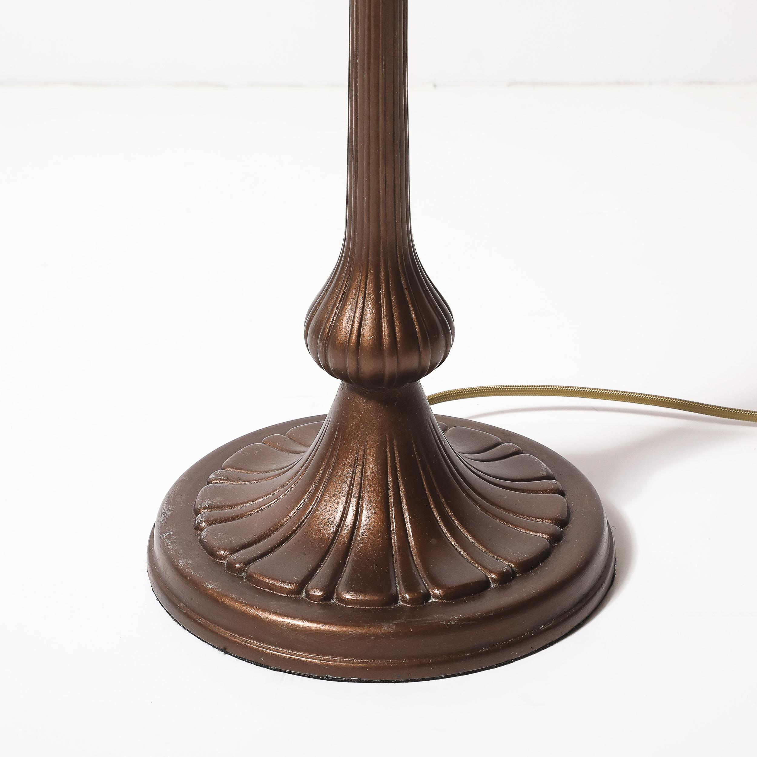 Lámpara de mesa grabada al ácido con base de bronce al aceite firmada Handel en venta 9