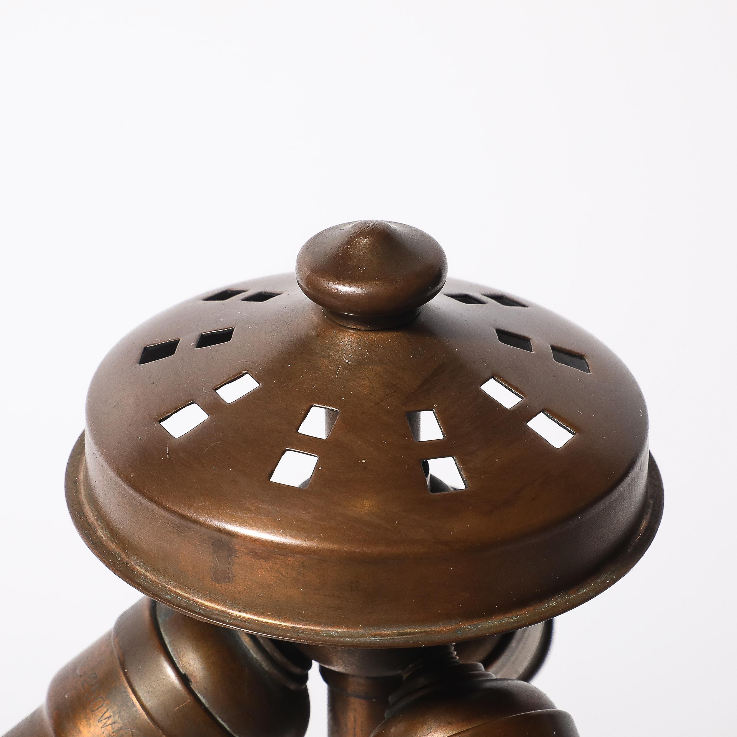 Lámpara de mesa grabada al ácido con base de bronce al aceite firmada Handel en venta 11