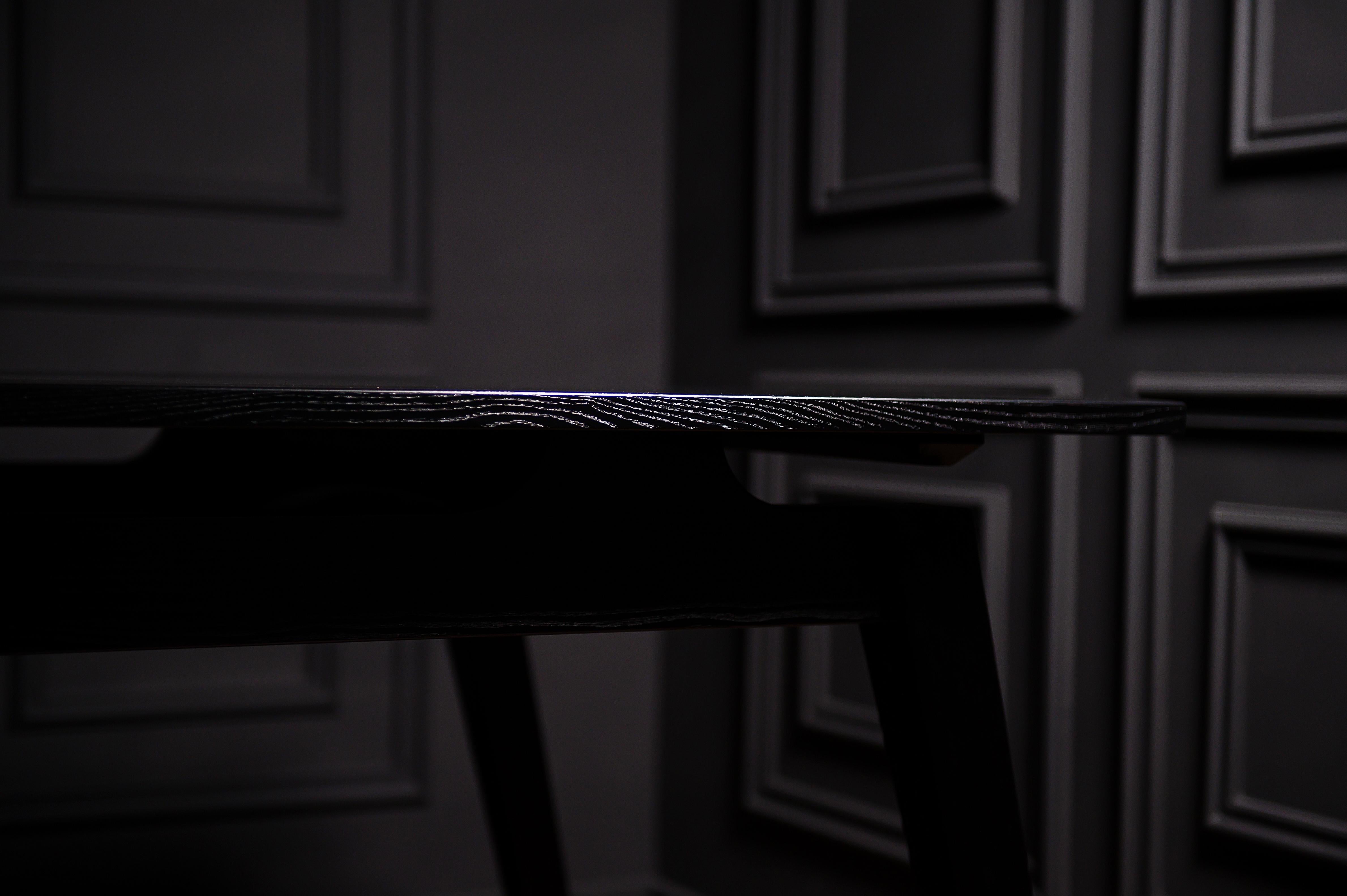 Acline Esstisch aus schwarzem Holz im Angebot 11