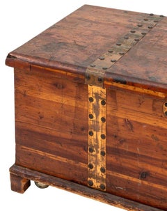 Acme Red Cedar Blanket Chest