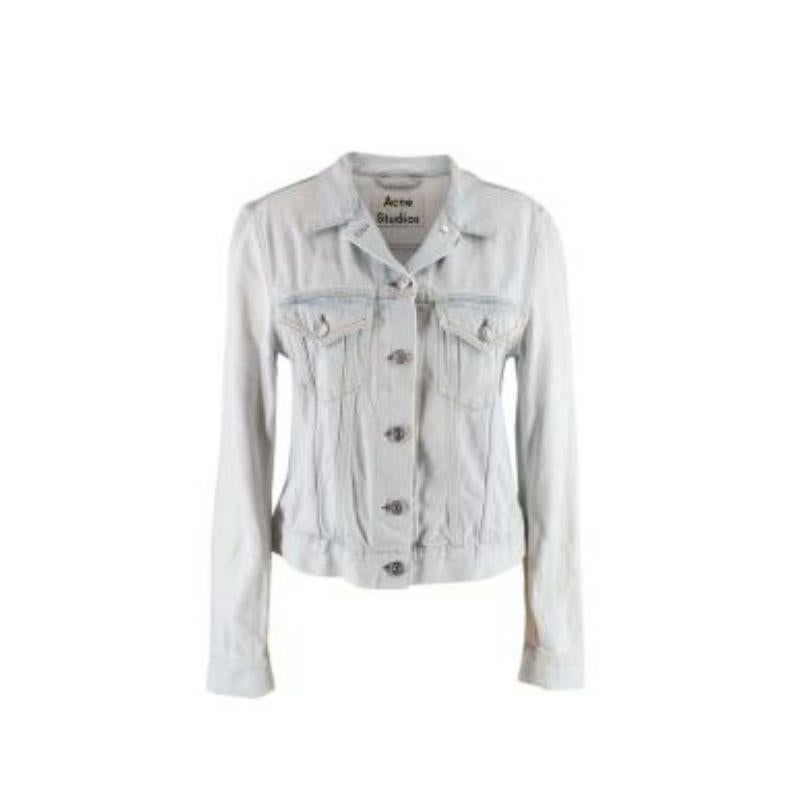 Acne Studio Bleached Wash Denim Jacket

-Silver tone hardware 
-Button fastening 
-Chest pocket 
-Buttoned cuffs 
-Brown stitching 

Material: 

100% Cotton 

9.5/10 excellent conditions, please refer to images for further details. 

PLEASE NOTE,