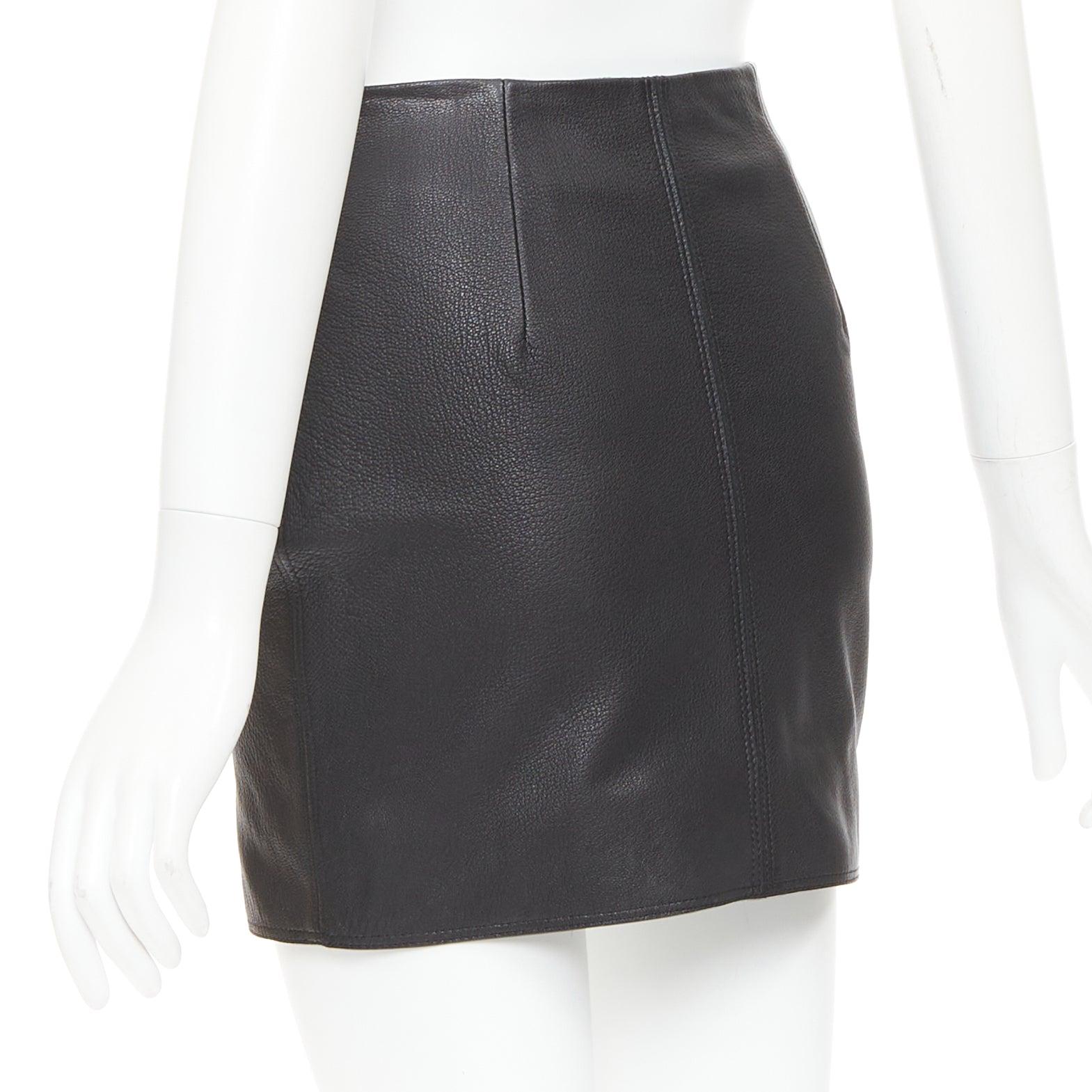 ACNE STUDIOS 2016 Franca jupe crayon en cuir noir avec zip argenté FR32 XXS en vente 1