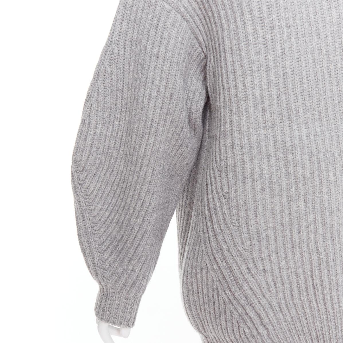 ACNE STUDIOS 2016 Isa gris laine chunky pull à col roulé côtelé XS.
Référence : GEGG/A00057
Marque : Acne Studios
Collectional : AW 2016
MATERIAL : Laine
Couleur : Gris
Motif : Solide
Fermeture : Pull-over
Fabriqué en : Chine

CONDITION :
Condition