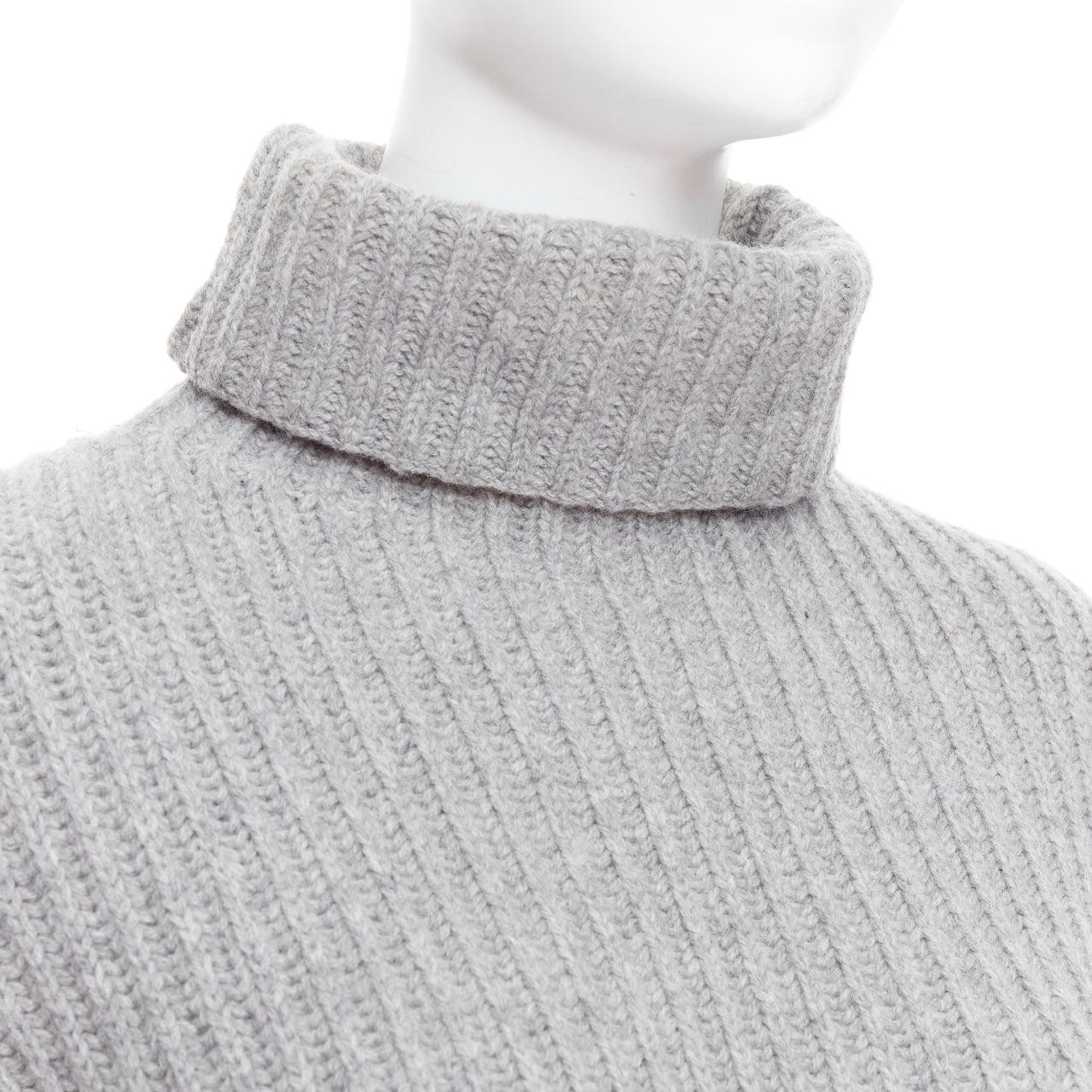 ACNE STUDIOS 2016 Isa gris laine chunky pull à col roulé côtelé XS. en vente 2