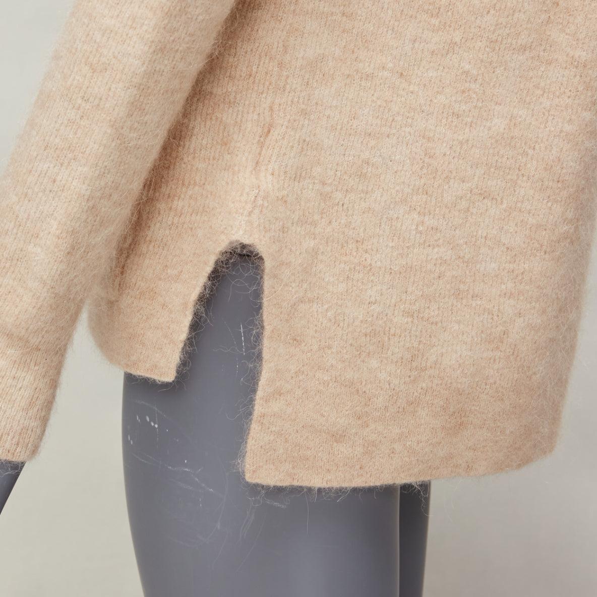 ACNE STUDIOS beige Alpaka-Wollmischung aufgesetzte Tasche große Knopfleiste Strickjacke XS im Angebot 3
