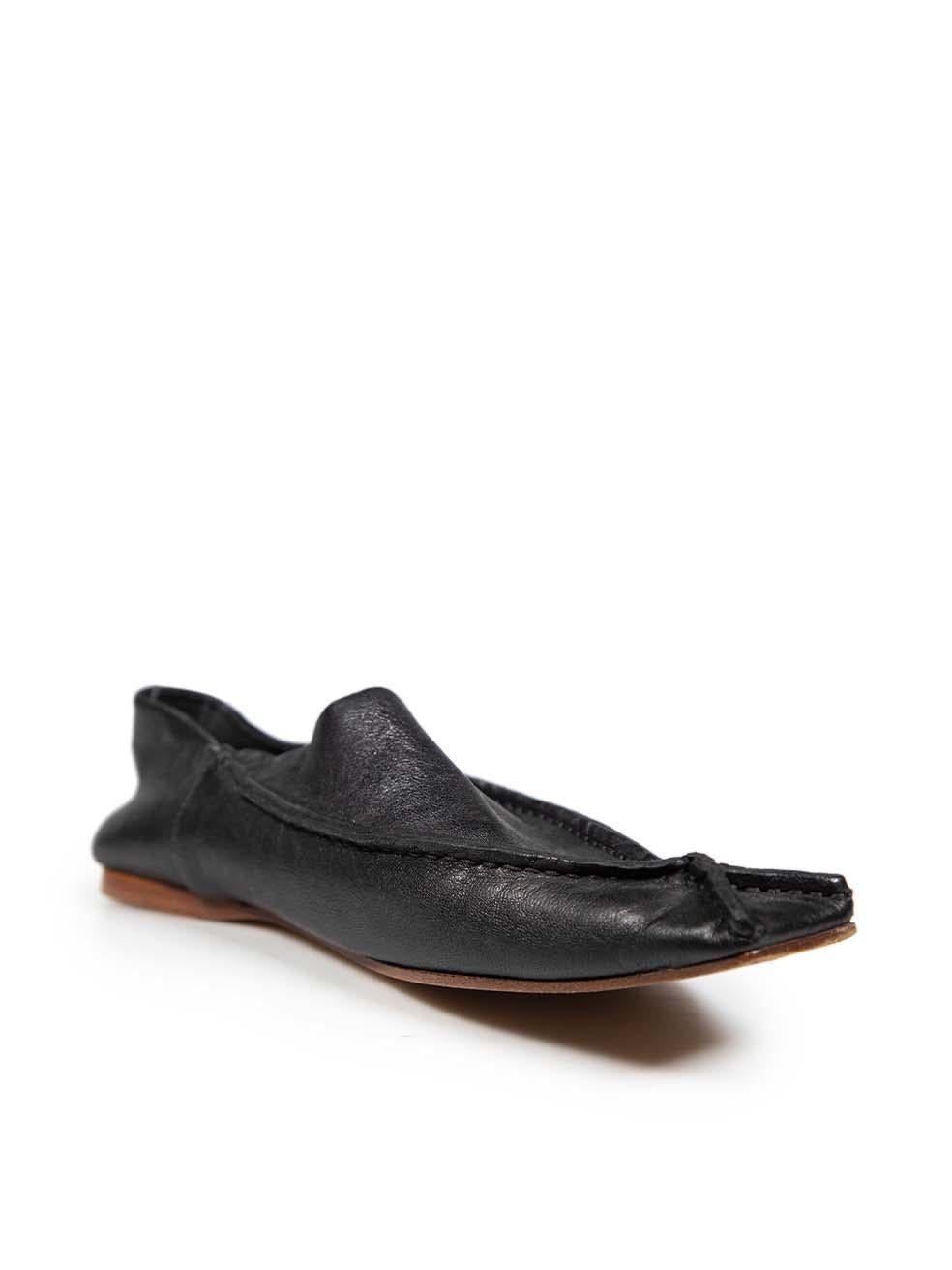 CONDITION is Very good. Minimal wear to the flat shoes is evident. Minimal abrasion to the tip of both shoes on this used Acne Studios designer resale item.
  
  Details
  
  
  Black 
  
  Leather 
  
  Flat shoes
  
  Slip on 
  
  Square toe 
  
