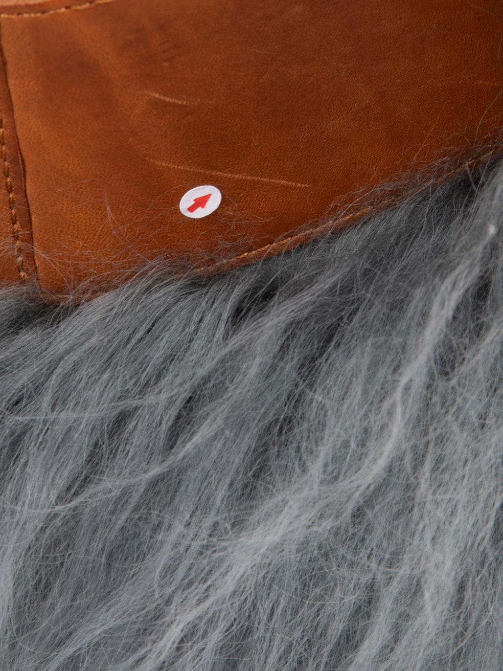 Studio A: minigonna nera in vita con bordi in shearling taglia XS In condizioni buone a London, GB