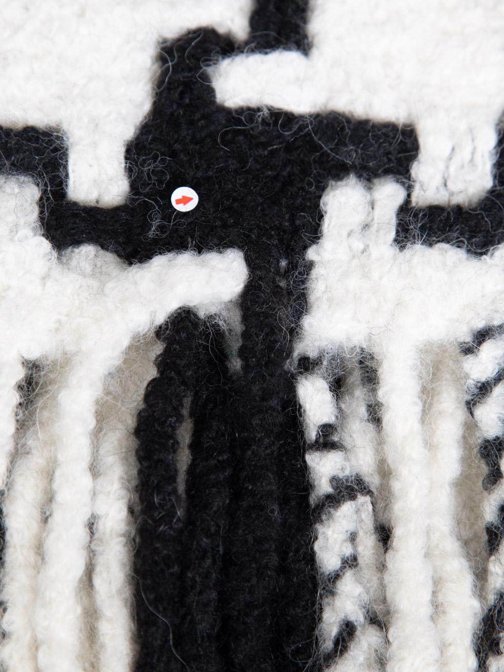 Women's Acne Studios Black & White Wool Houndstooth Scarf