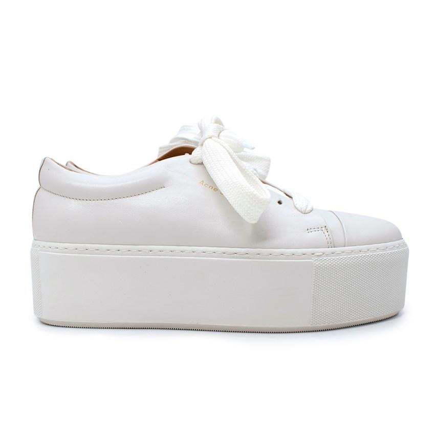 Acne Studios Drihanna White Leather Platform Trainers
 

 - Chunky, 90's/ Y2K inspired platform leather trainers
 - Heavyweight rubber platform sole
 - Simple court inspired smooth leather upper with tonal chunky cotton oxford lace
 -These Drihanna