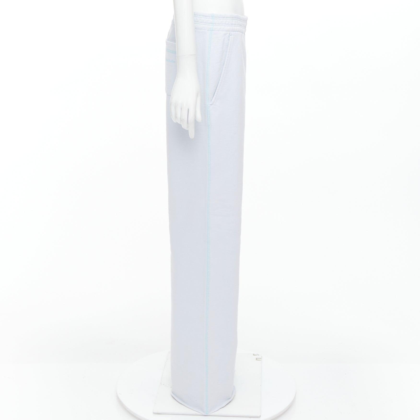 Pantalon de survêtement en coton à coutures contrastées bleu clair de ACNE STUDIOS M Excellent état - En vente à Hong Kong, NT