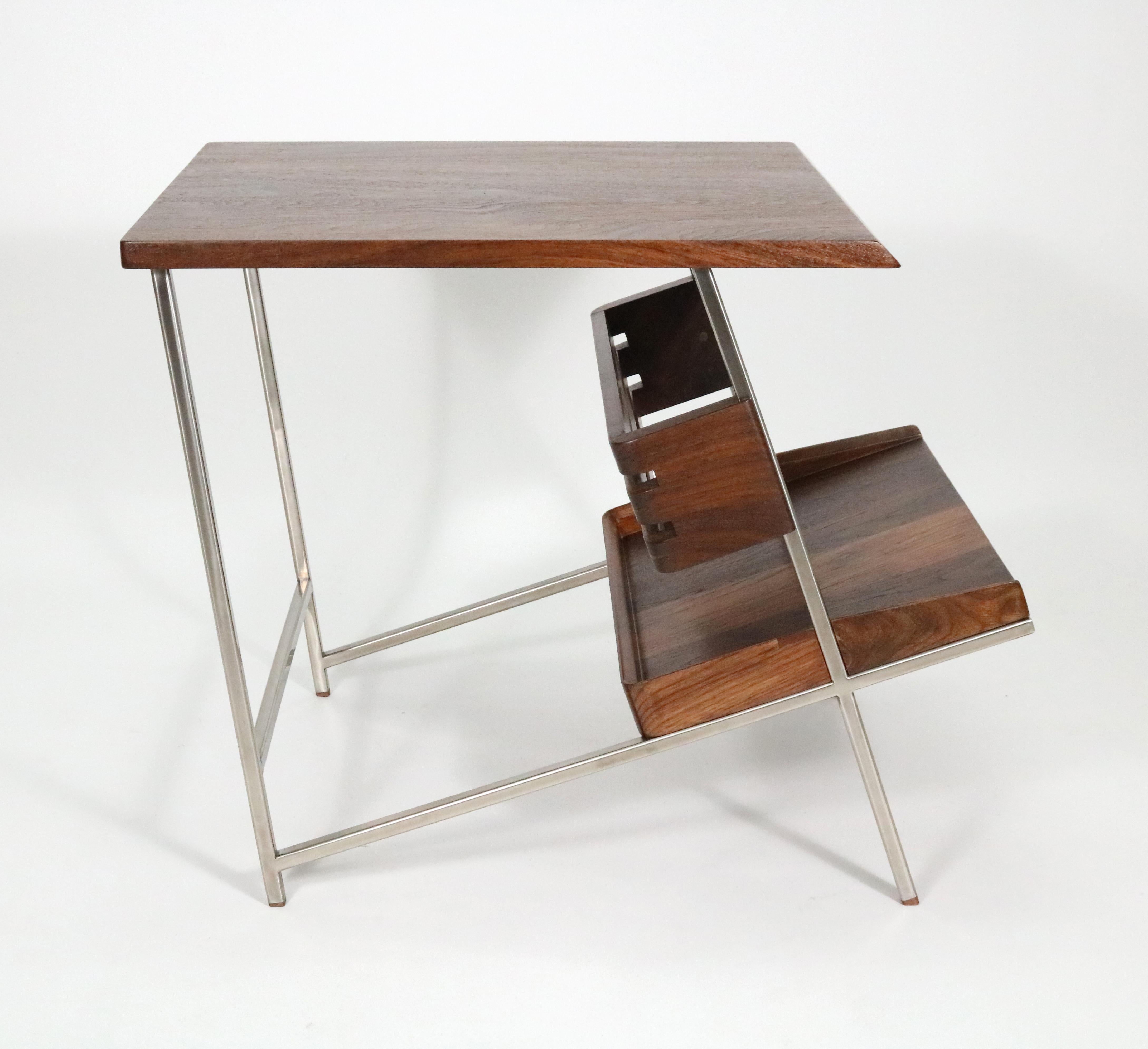 book display table