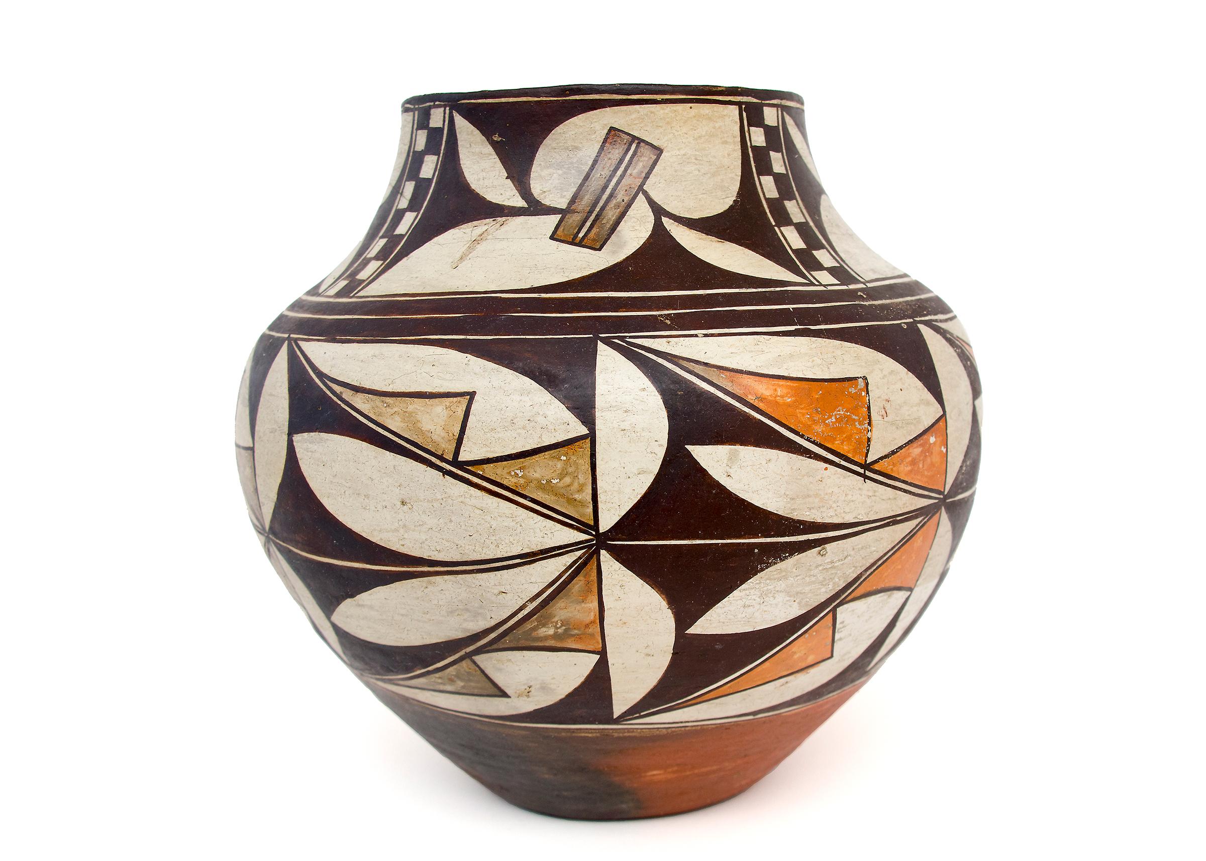 Amérindien Acoma Olla « Pot de scorie », faïence polychrome à motif de feuillage abstrait en vente