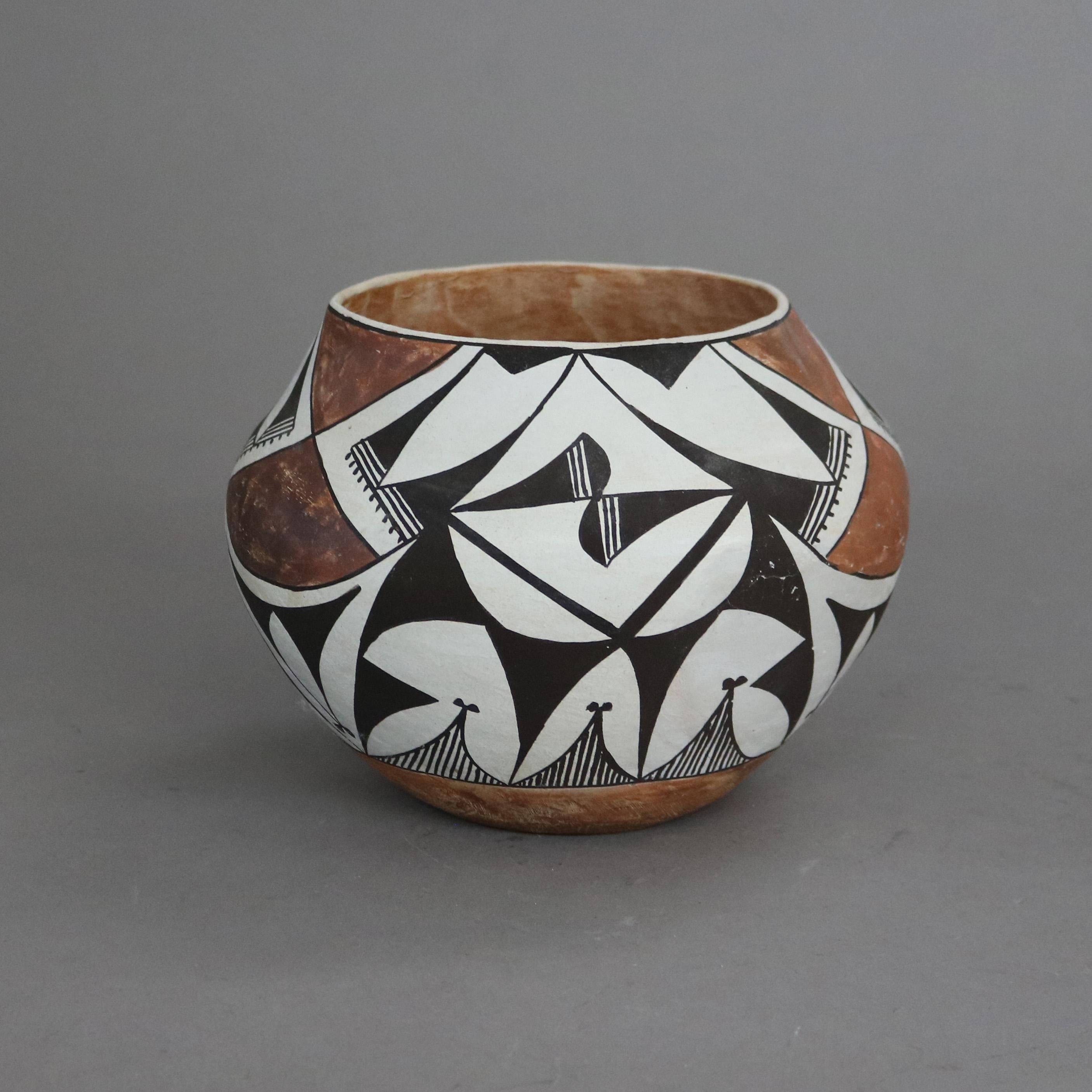 Acoma Southwestern Native American Pottery Bowl By Emmalita Chino Mid 20thC

Measures - 6