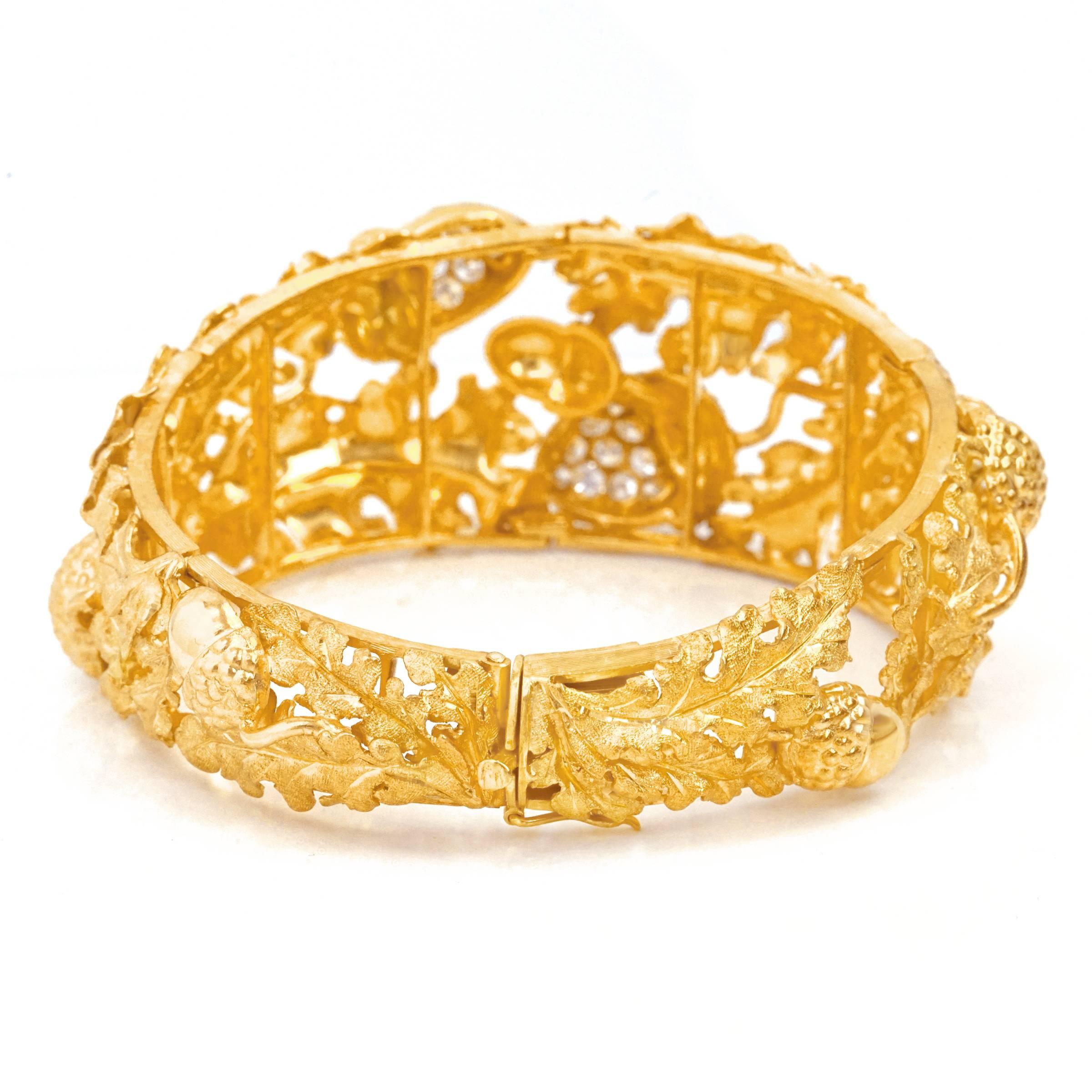 Acorn and Leaf Gold Bracelet 3