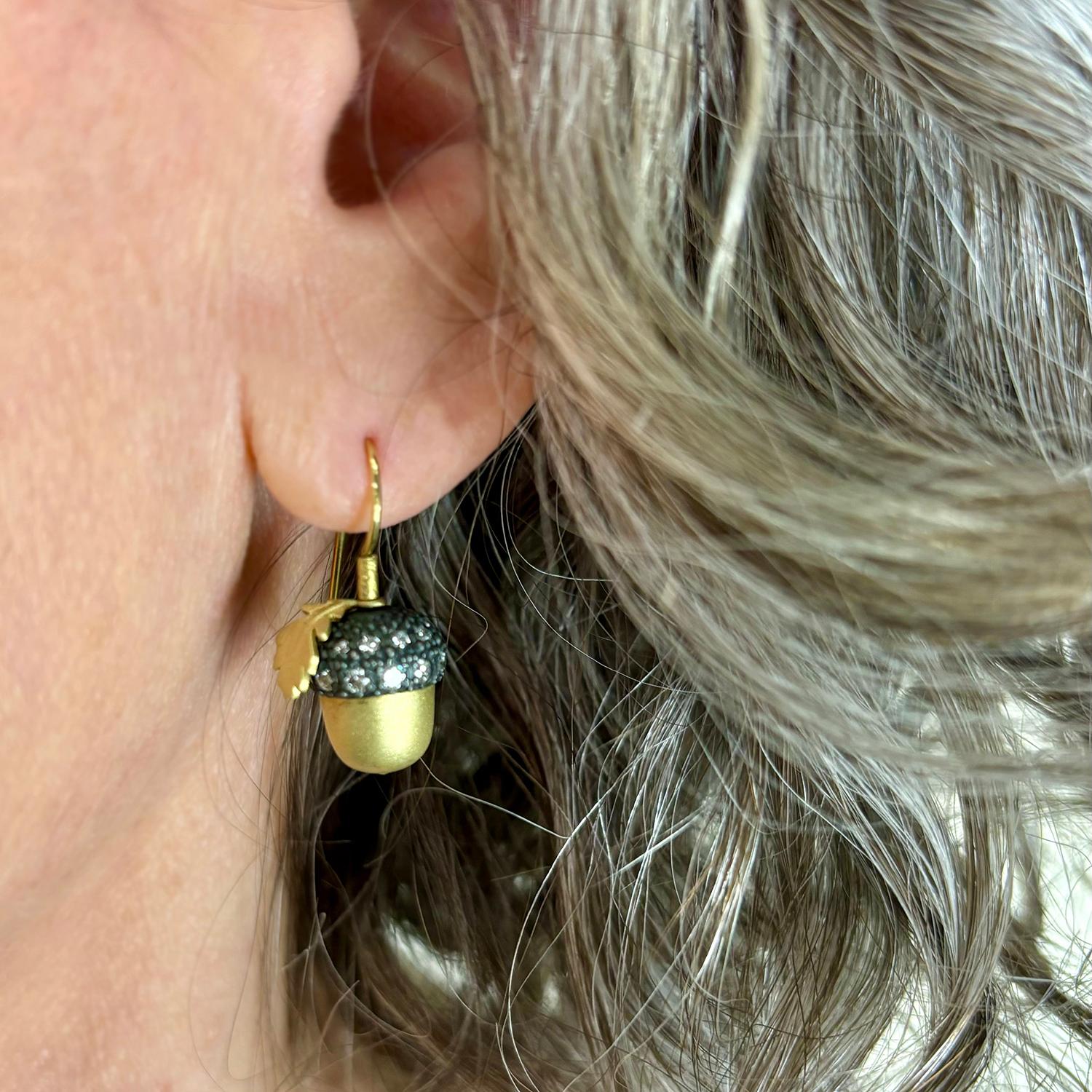 Brilliant Cut Acorn earrings For Sale
