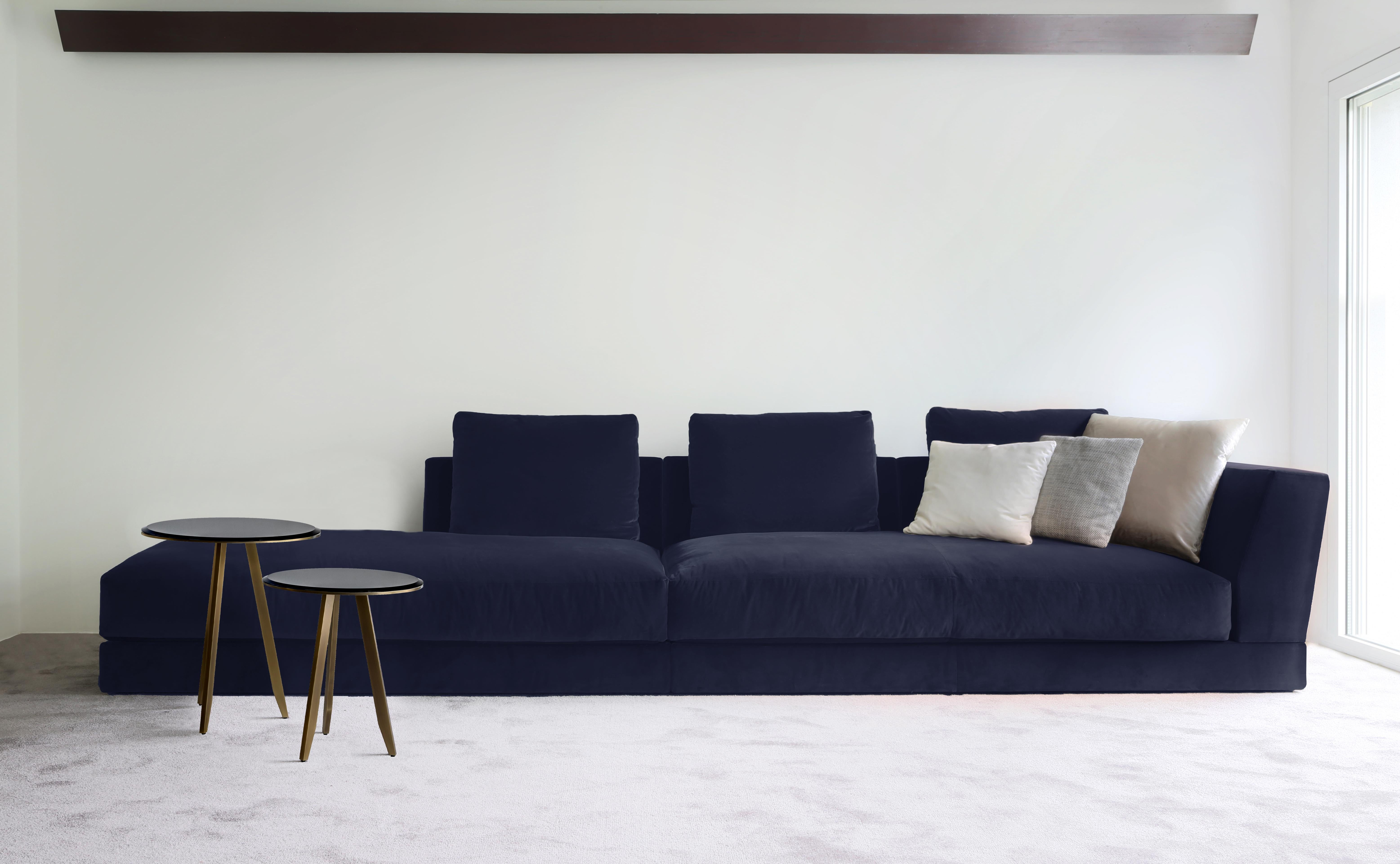 Canapé modulaire en bois de hêtre à quatre mers violet foncé et discret de Casa Casati Neuf - En vente à Geneve, CH