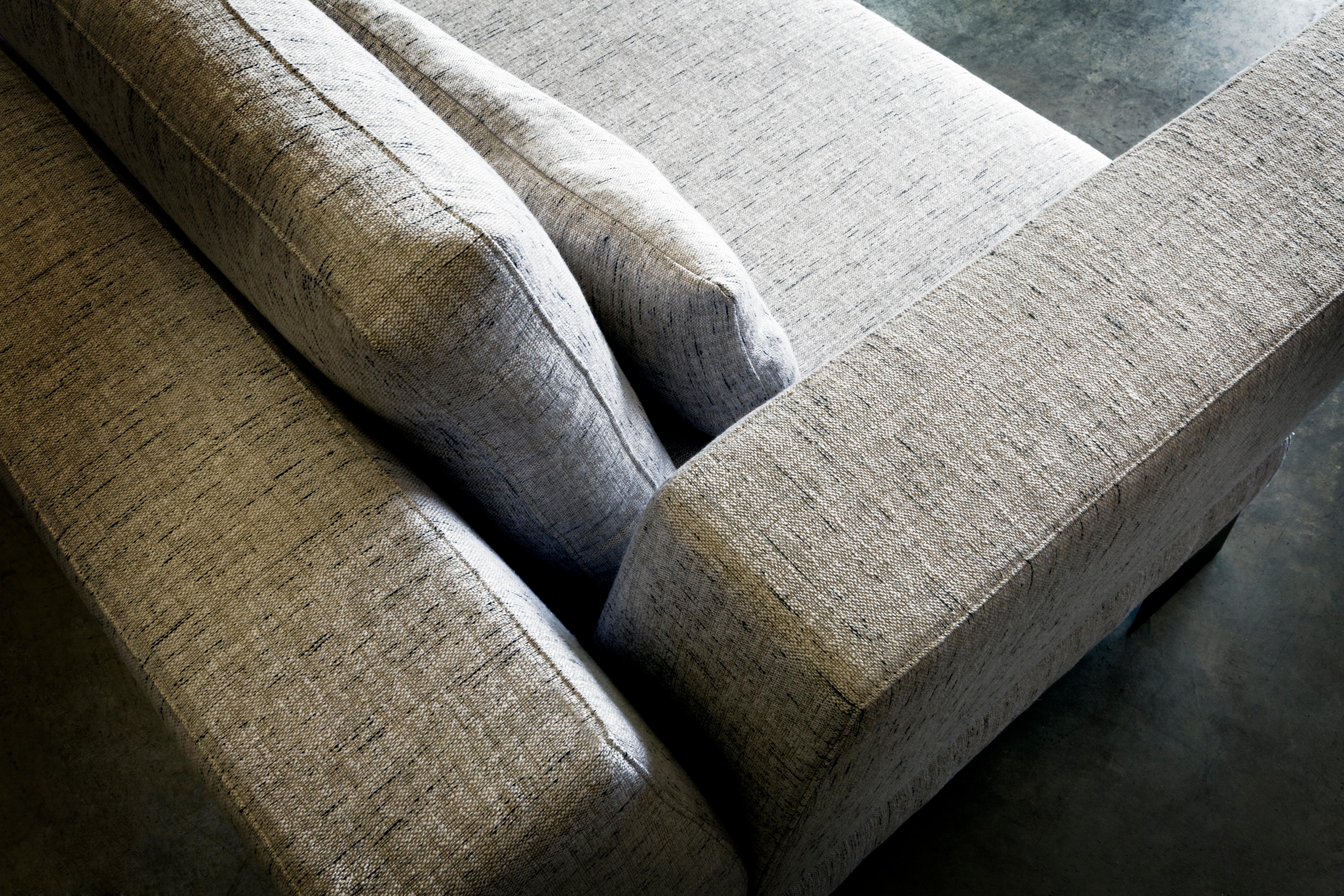 Sofá de tres plazas en madera de haya y patas de bronce Acquabella by Casa Casati Otro en venta
