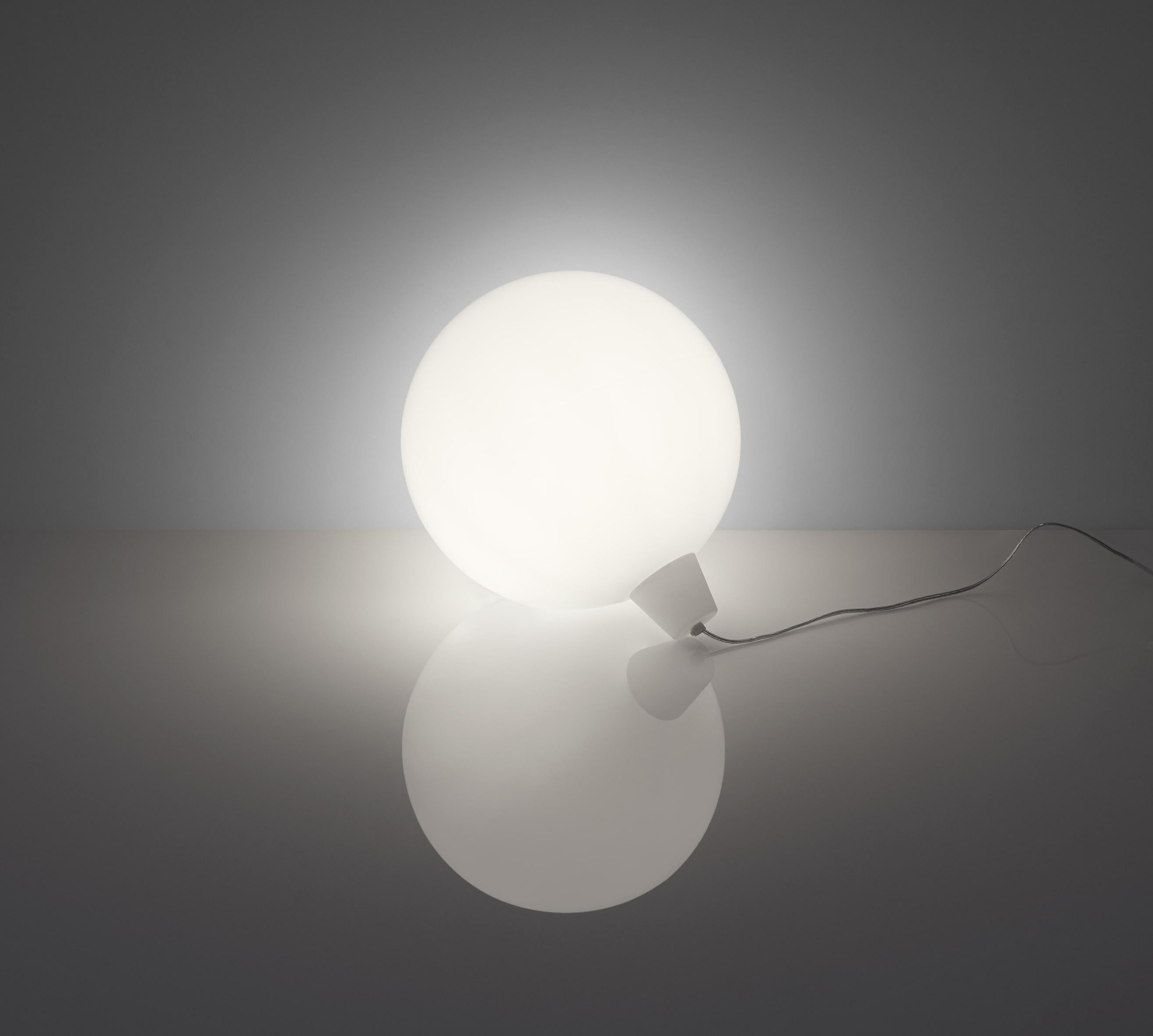 Acquaglobo 70 Floating Lamp by SLIDE Studio
Dimensions: Ø 70 x H 70 cm.
Materials: Polyethylene.

Available in different size options. This product is suitable for indoor and outdoor use. All our lamps can be wired according to each country. If sold
