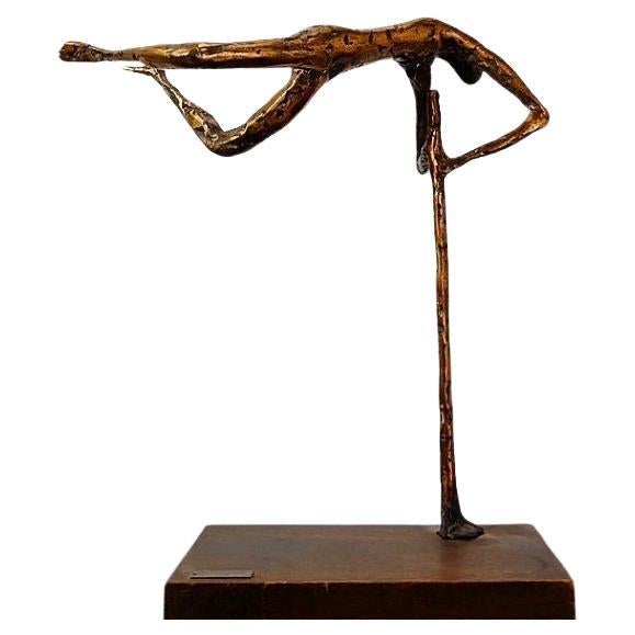 Acrobatische Mann-Skulptur von Pieter Florizoone im Angebot