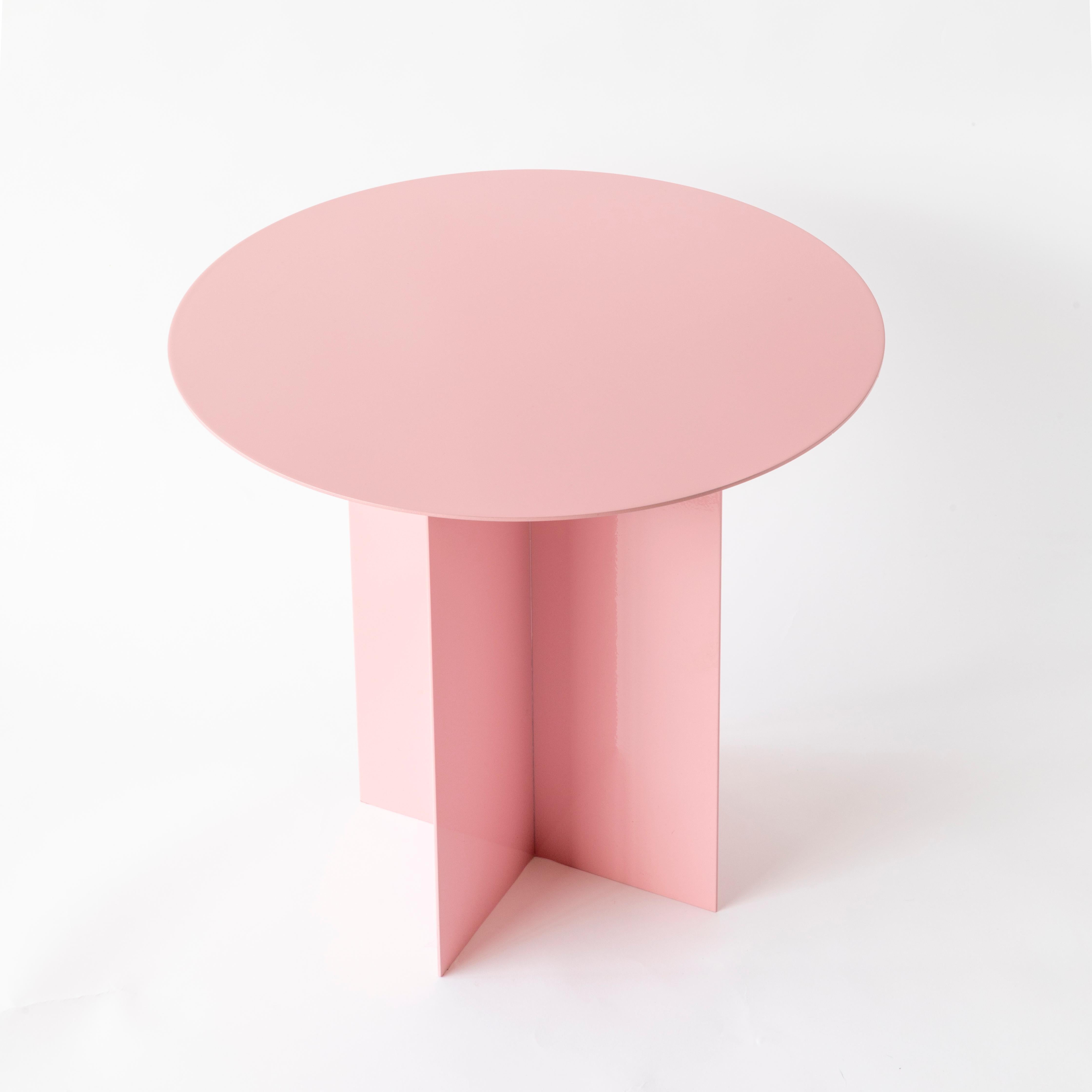 21st Century Customizable Across Round Pink Lacquered Coffee Table in Iron For Sale 1