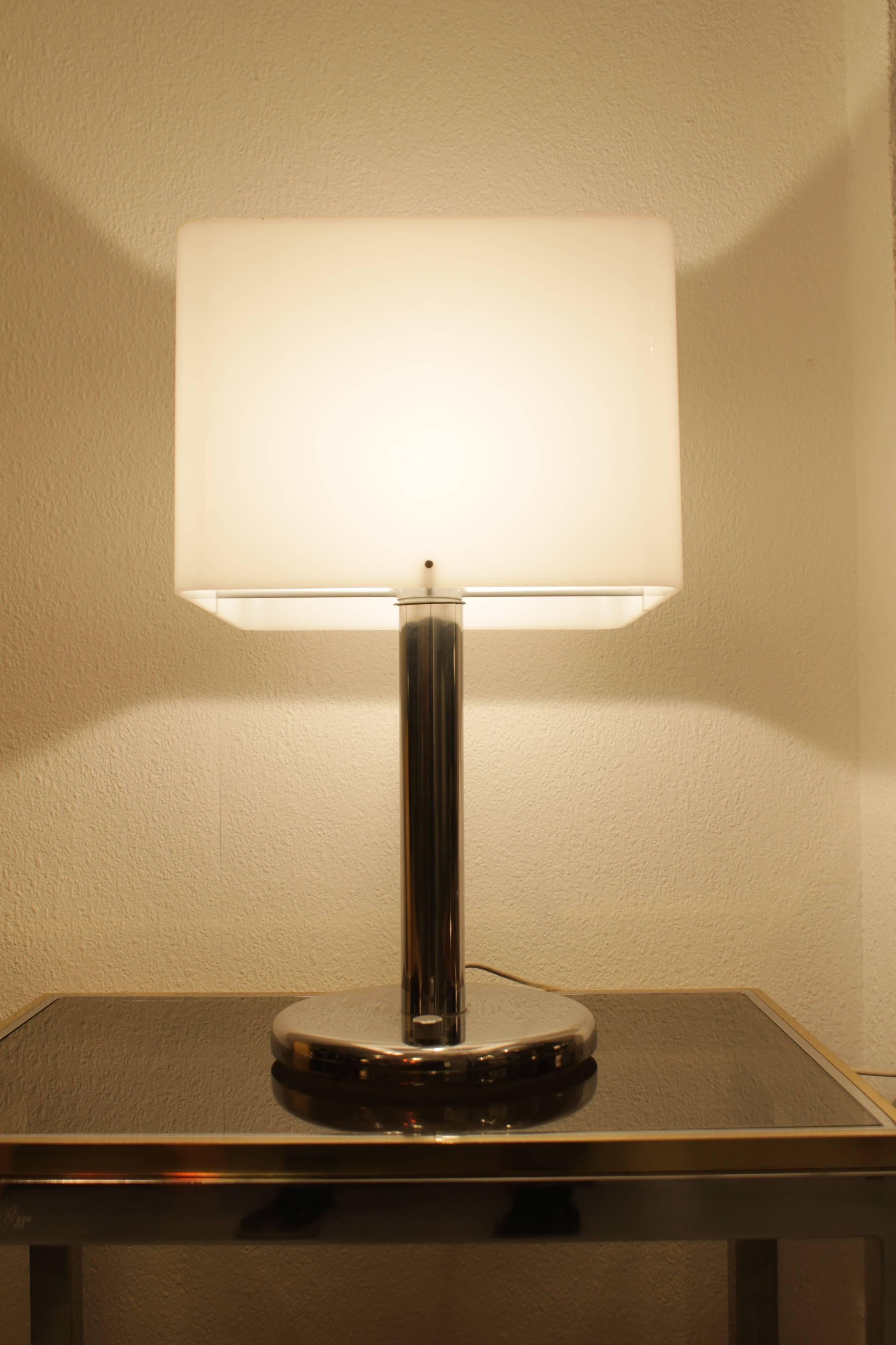 Dutch Acrylic and Chrome Table Lamp by RAAK For Sale