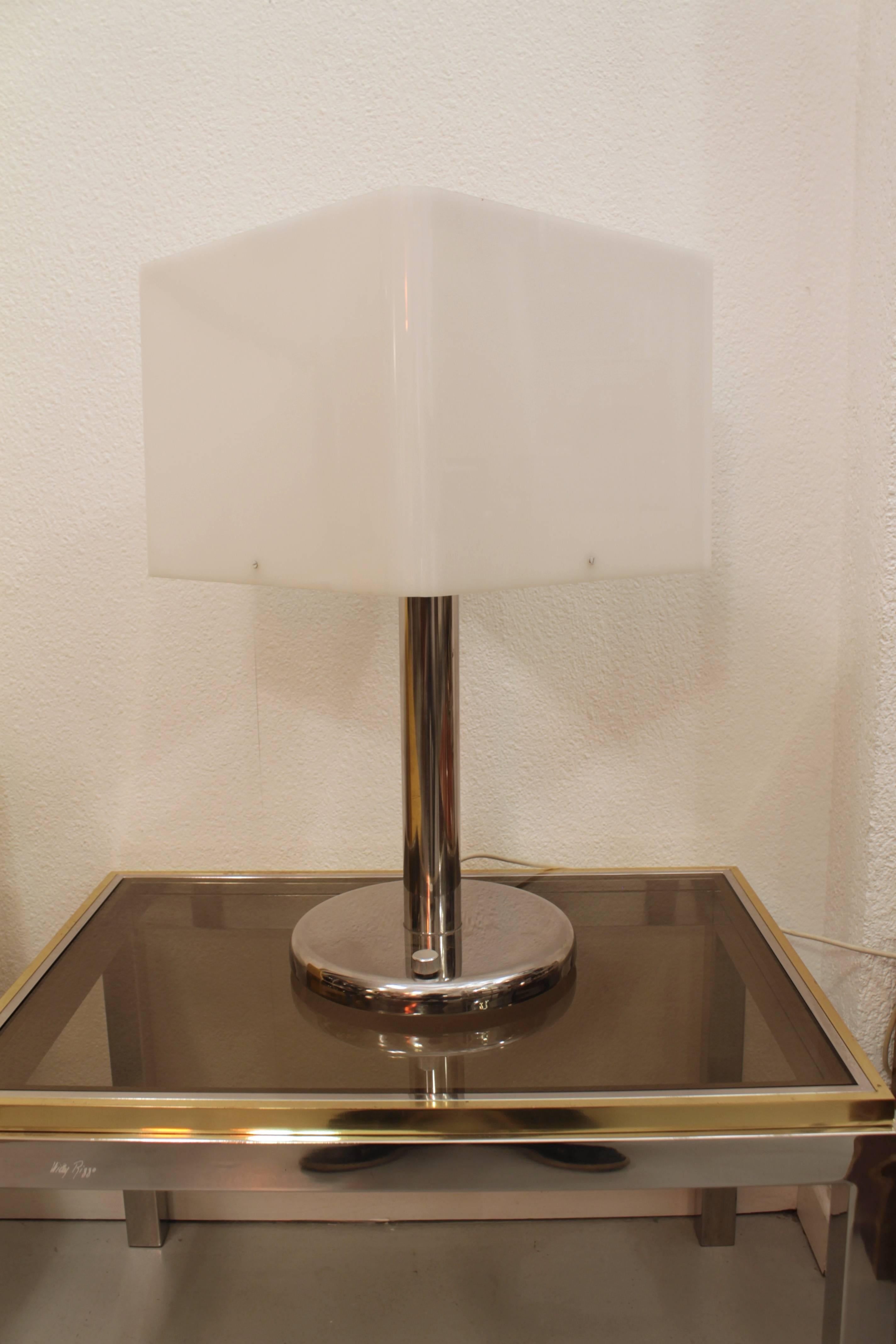 Acrylic and Chrome Table Lamp by RAAK For Sale 1