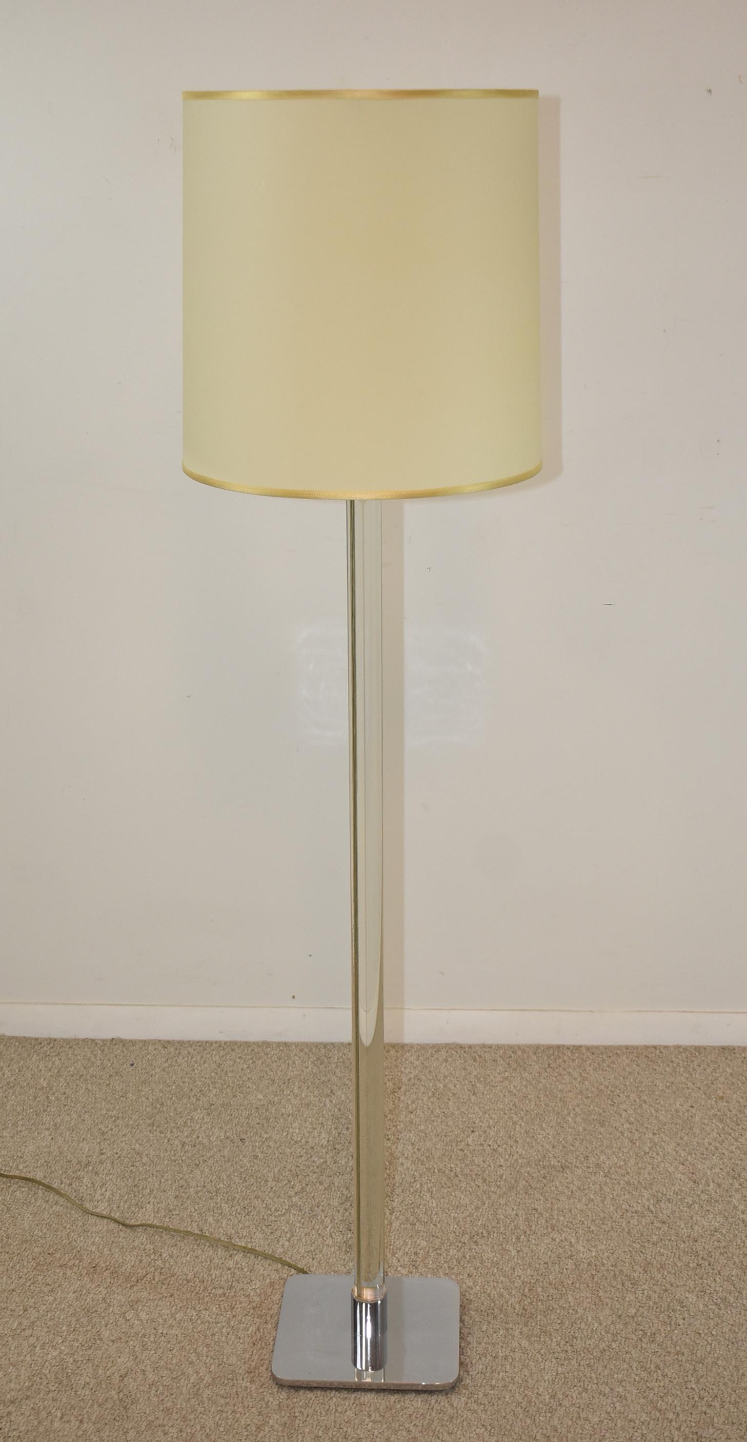 20th Century Acrylic and Chrome Modern Floor Lamp For Sale