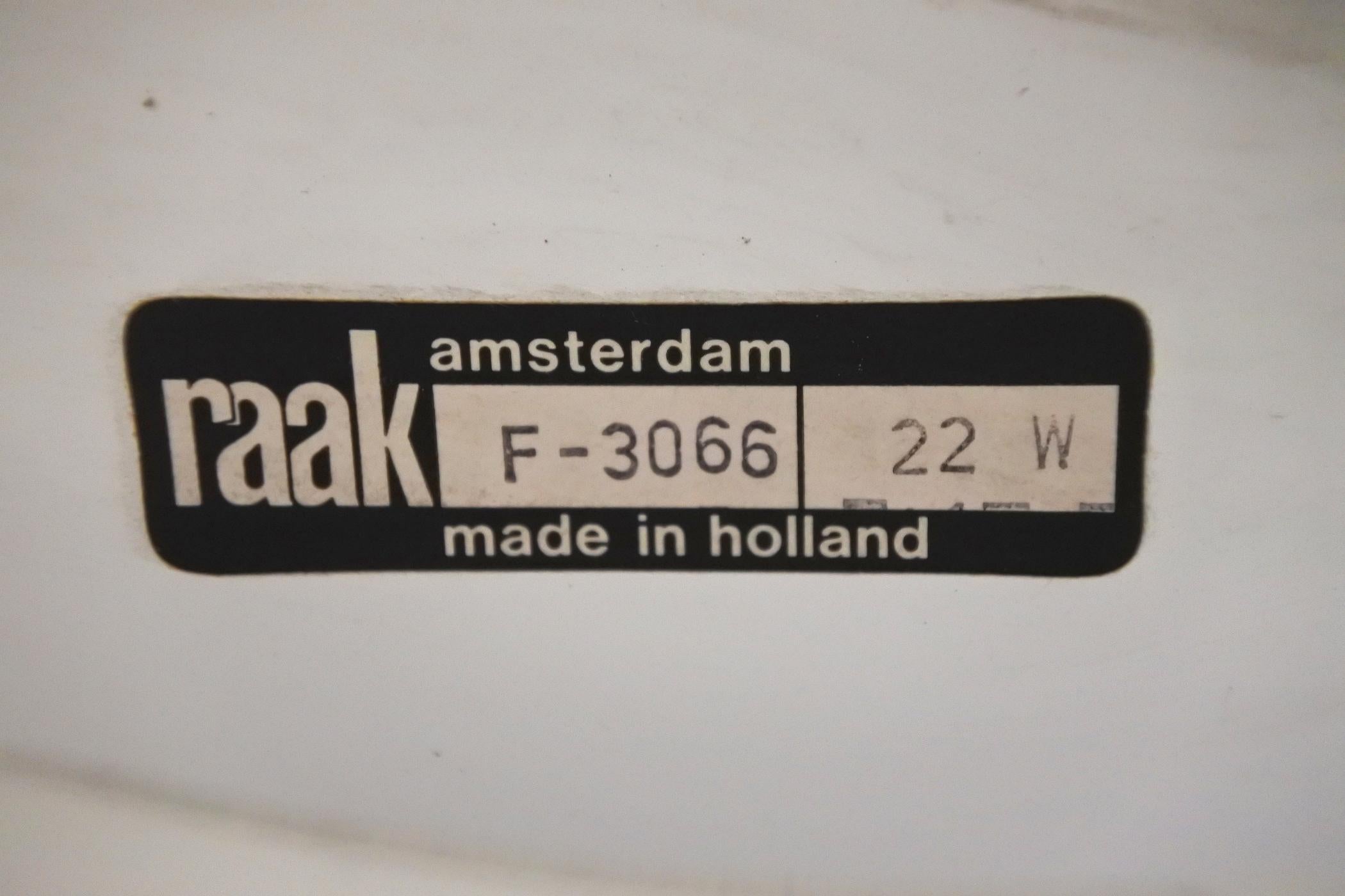 Acrylique Lampe encastrée en acrylique et métal de RAAK, Hollande, 1970 en vente