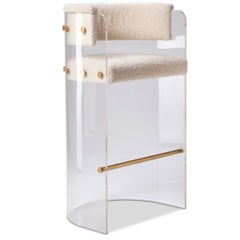 Acrylique, détails en laiton, tabouret de bar rétro 'Cream Boucle' Egg Designs