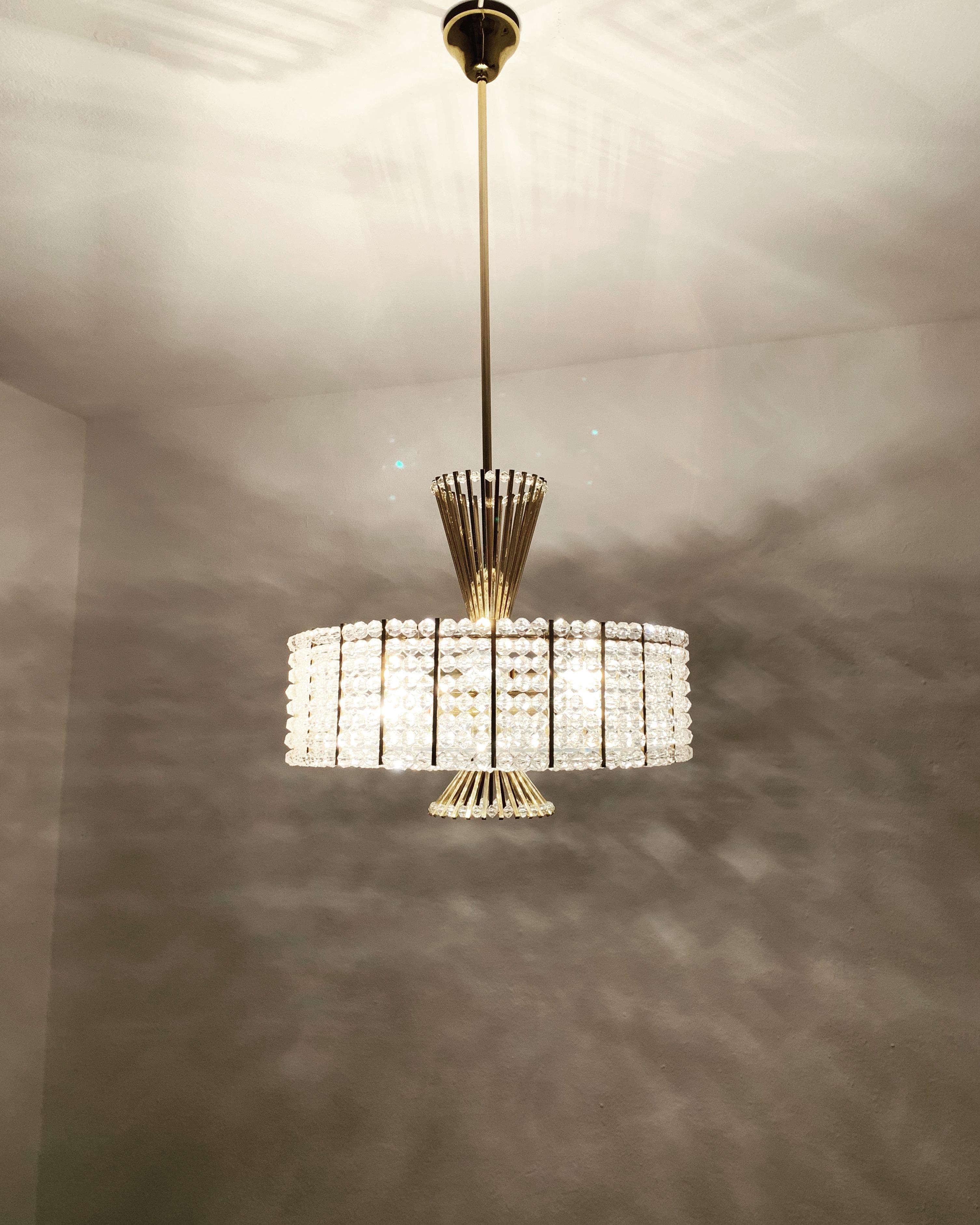Lampadario in acrilico in vendita 3